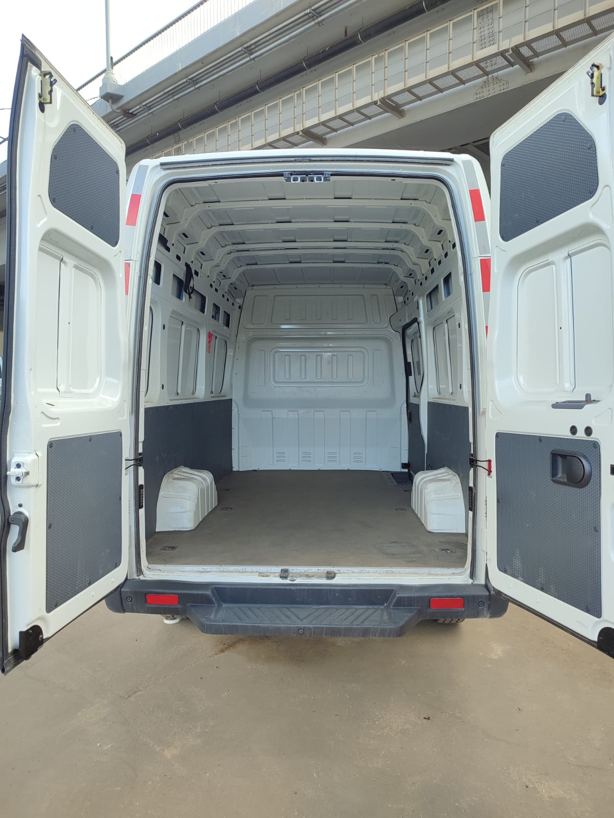 DongFeng K33* Цельнометаллический (кат. C) 2023 г. - фото 5