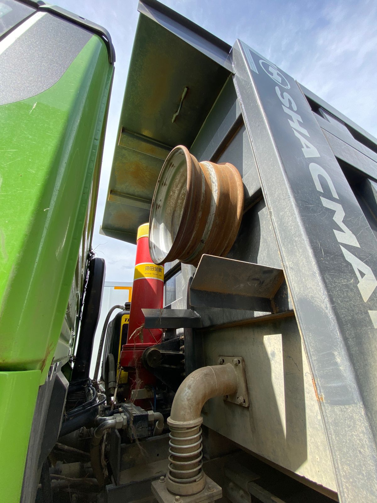 Shacman (Shaanxi) SX* 6x4 Самосвал 2023 г. - фото 14