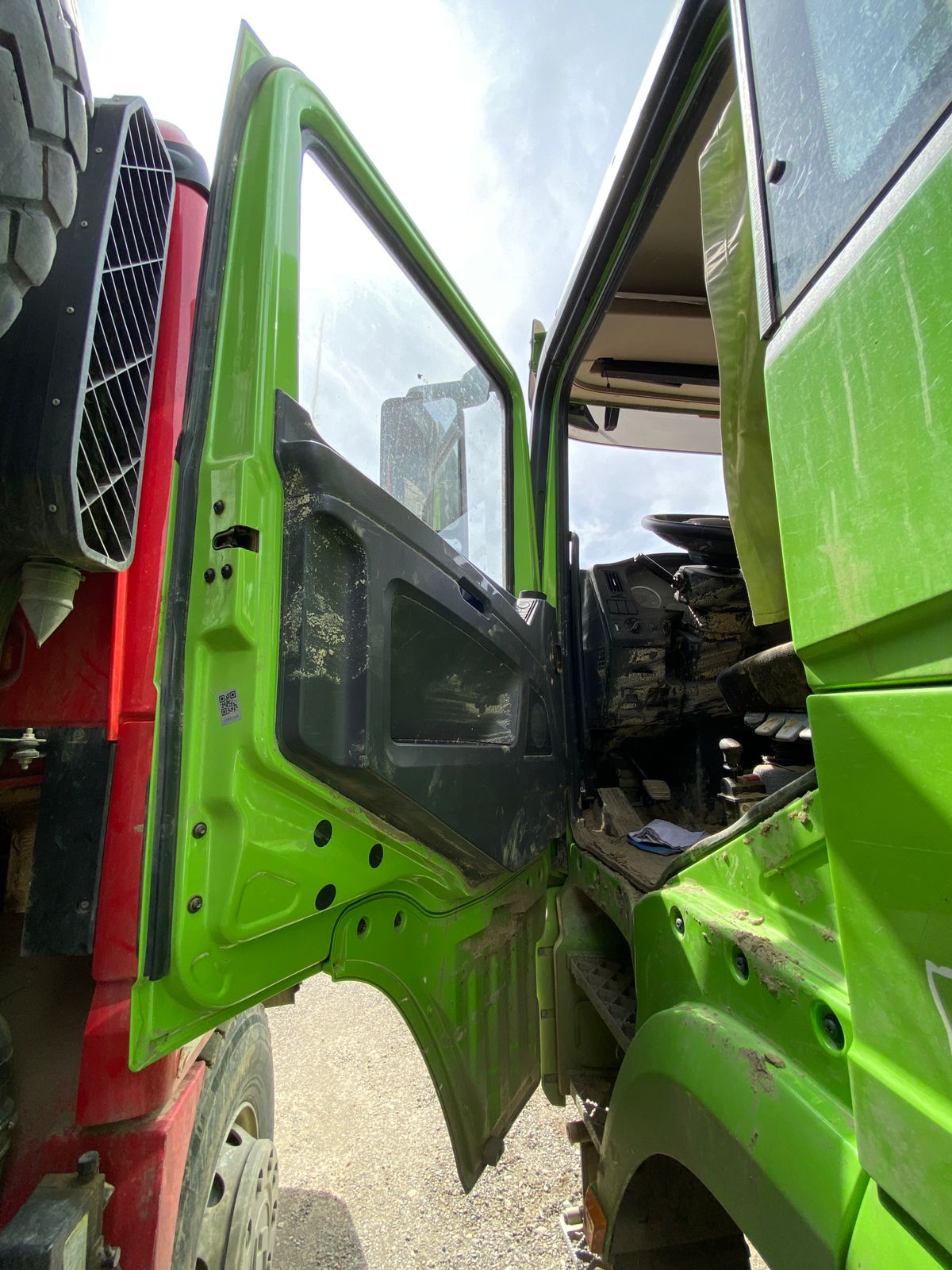 Shacman (Shaanxi) SX* 6x4 Самосвал 2023 г. - фото 15