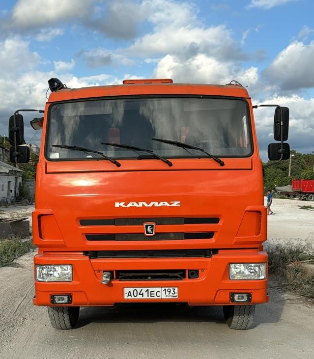 ЭНЕРГОТЕХПРОМ-ИНВЕСТ 6535* на шасси КамАЗ 65115 6x4 Зерновоз 2022 г.