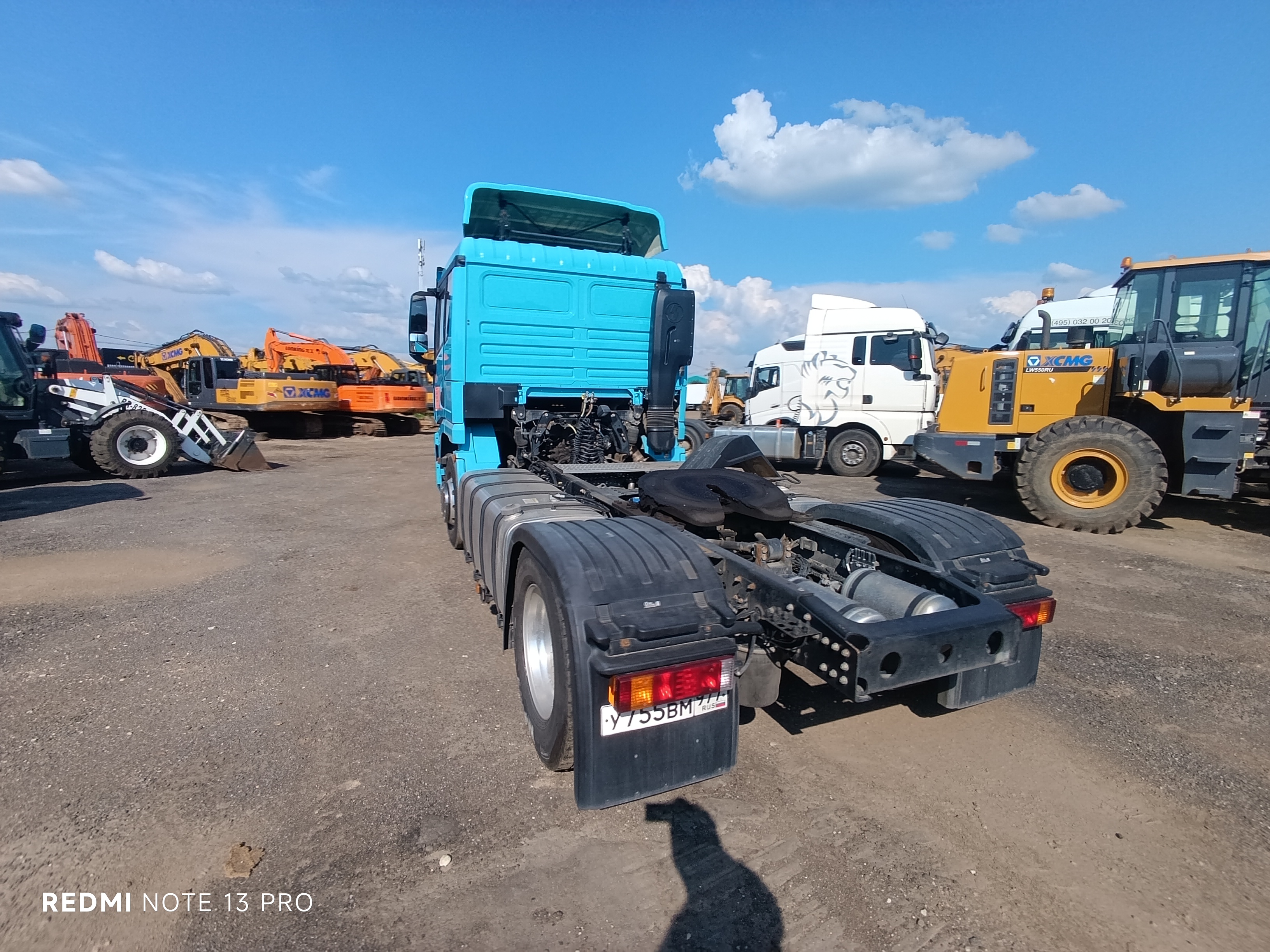 Shacman (Shaanxi) SX* 4x2 Седельный тягач 2023 г. - фото 7