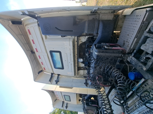 Foton AUMAN 4x2 Седельный тягач 2022 г. - фото 4