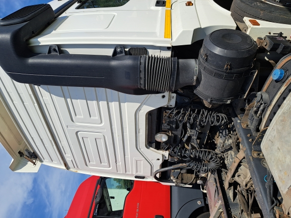 КамАЗ 5490 4x2 Седельный тягач 2018 г. - фото 19