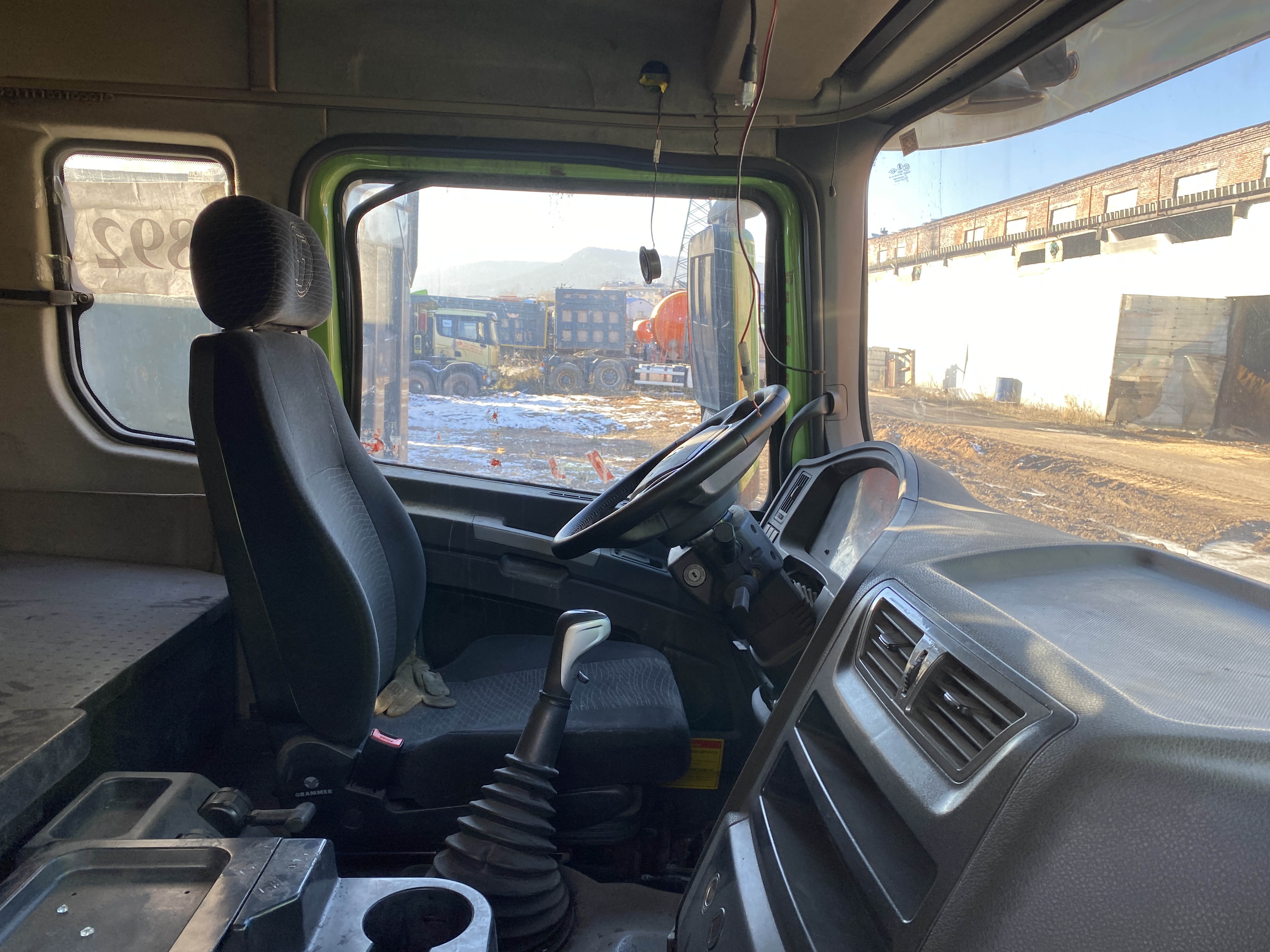 Shacman (Shaanxi) SX* 8x4 Самосвал 2022 г. - фото 14