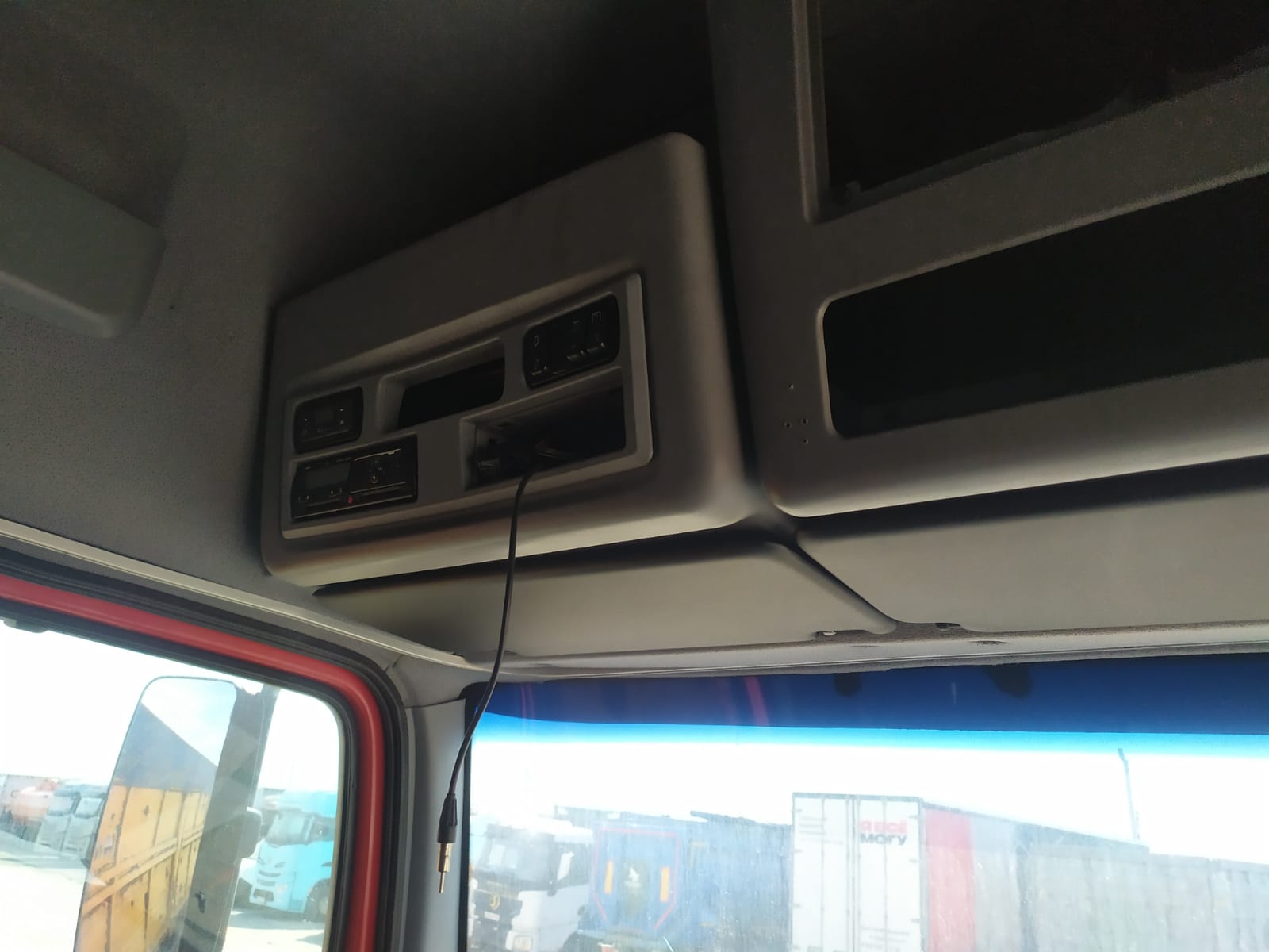 КамАЗ 5490 4x2 Седельный тягач 2016 г. - фото 9