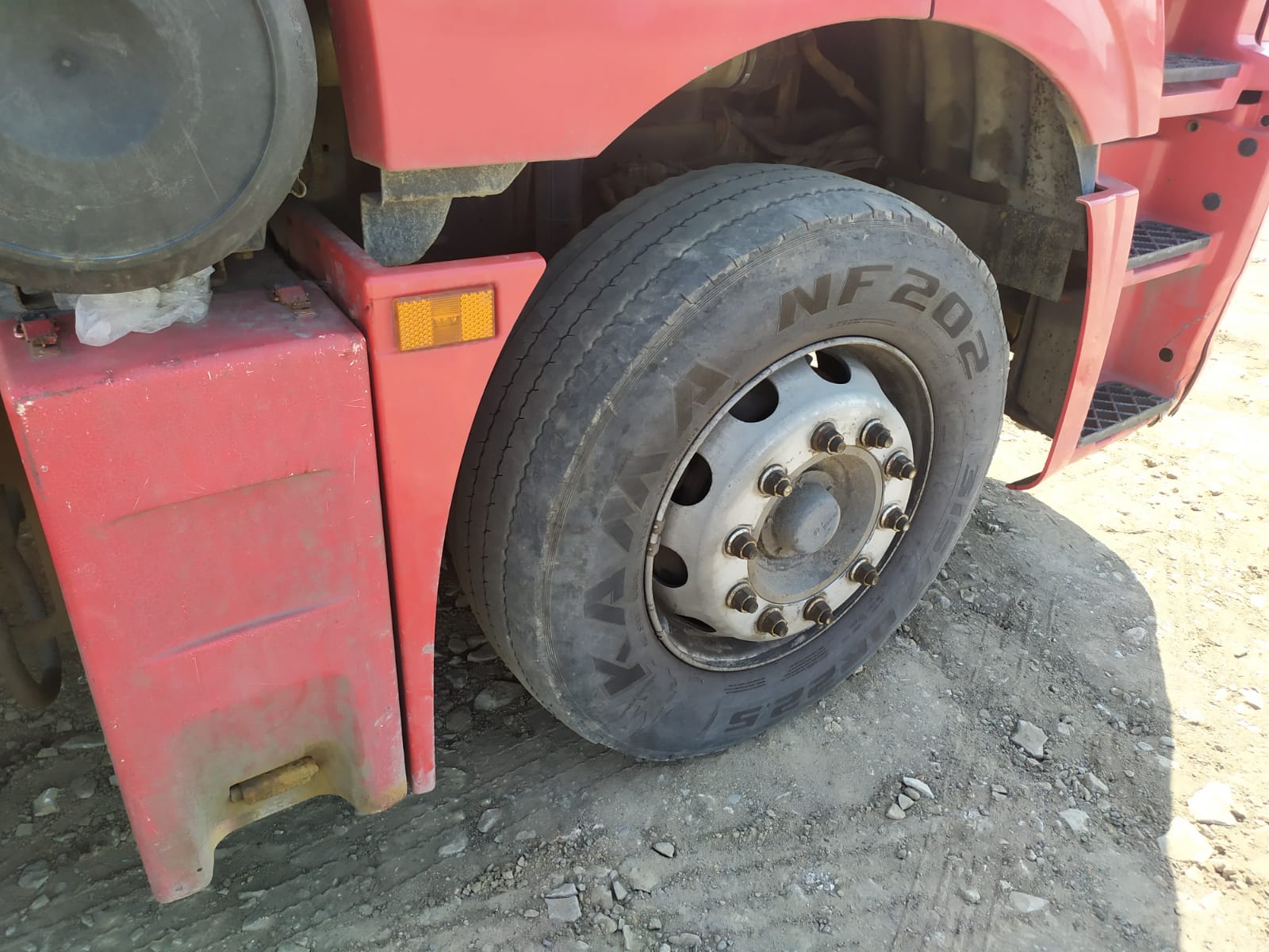 КамАЗ 5490 4x2 Седельный тягач 2016 г. - фото 10