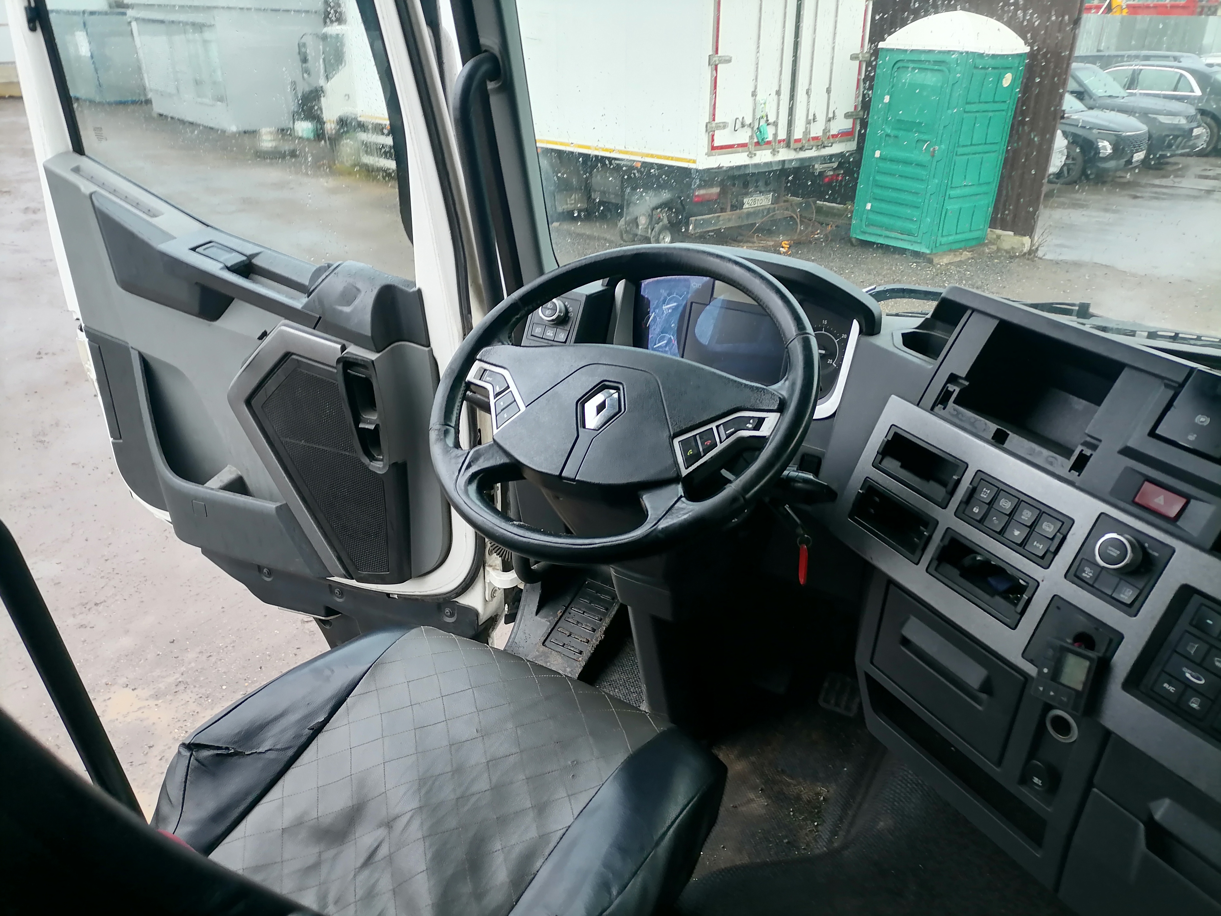 Renault T 4x2 Седельный тягач 2017 г. - фото 11