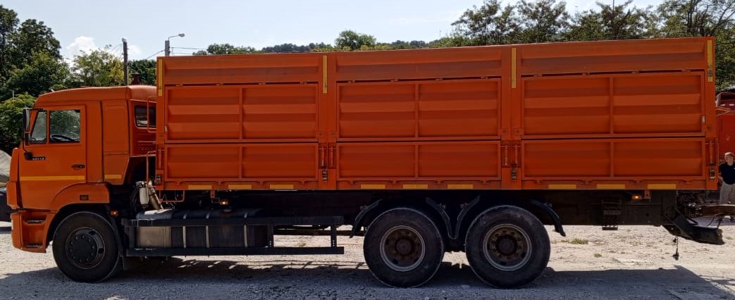 ЭНЕРГОТЕХПРОМ-ИНВЕСТ 6535* на шасси КамАЗ 65115 6x4 Зерновоз 2022 г. - фото 2
