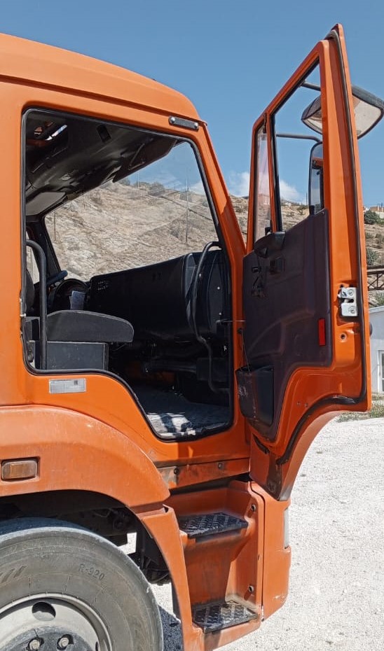 ЭНЕРГОТЕХПРОМ-ИНВЕСТ 6535* на шасси КамАЗ 65115 6x4 Зерновоз 2022 г. - фото 7