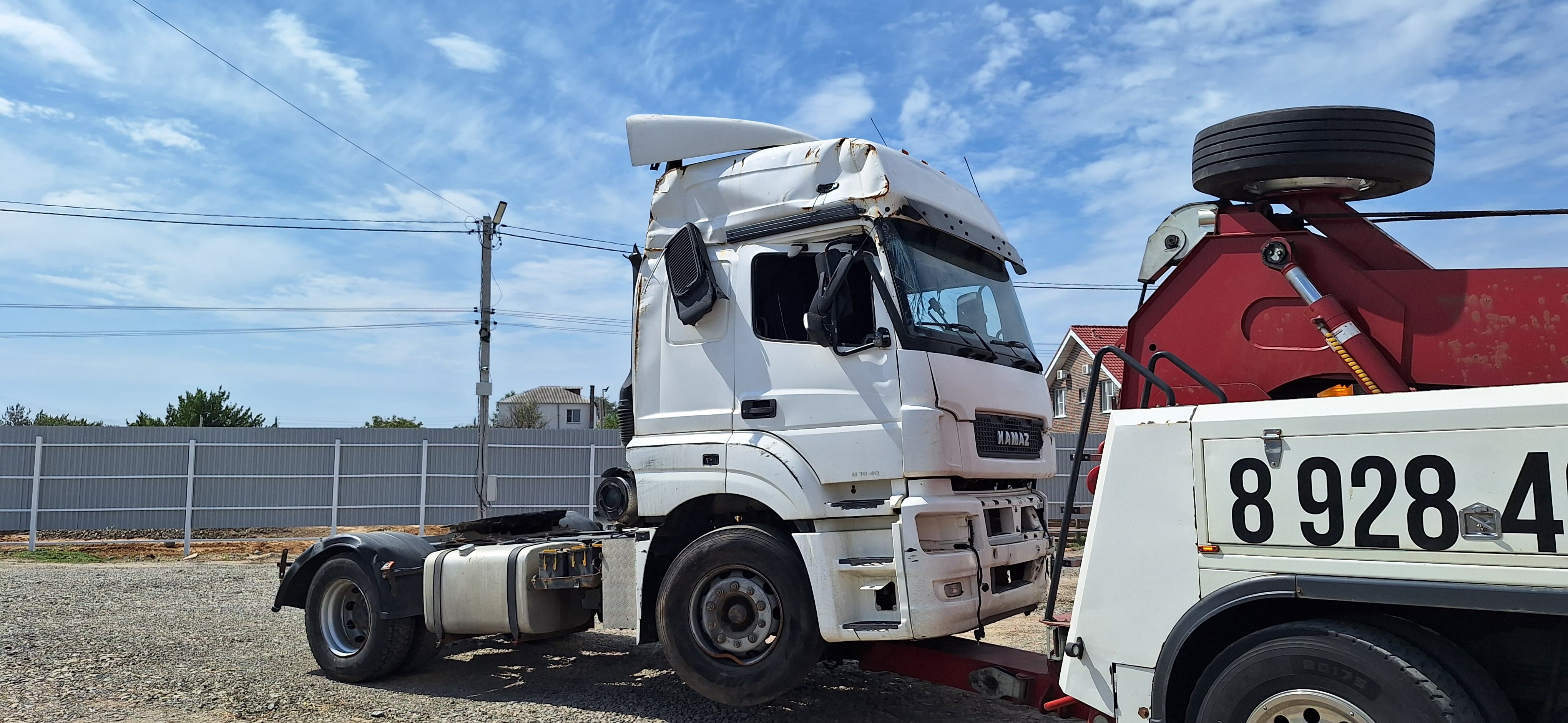 КамАЗ 5490 4x2 Седельный тягач 2017 г. - фото 2