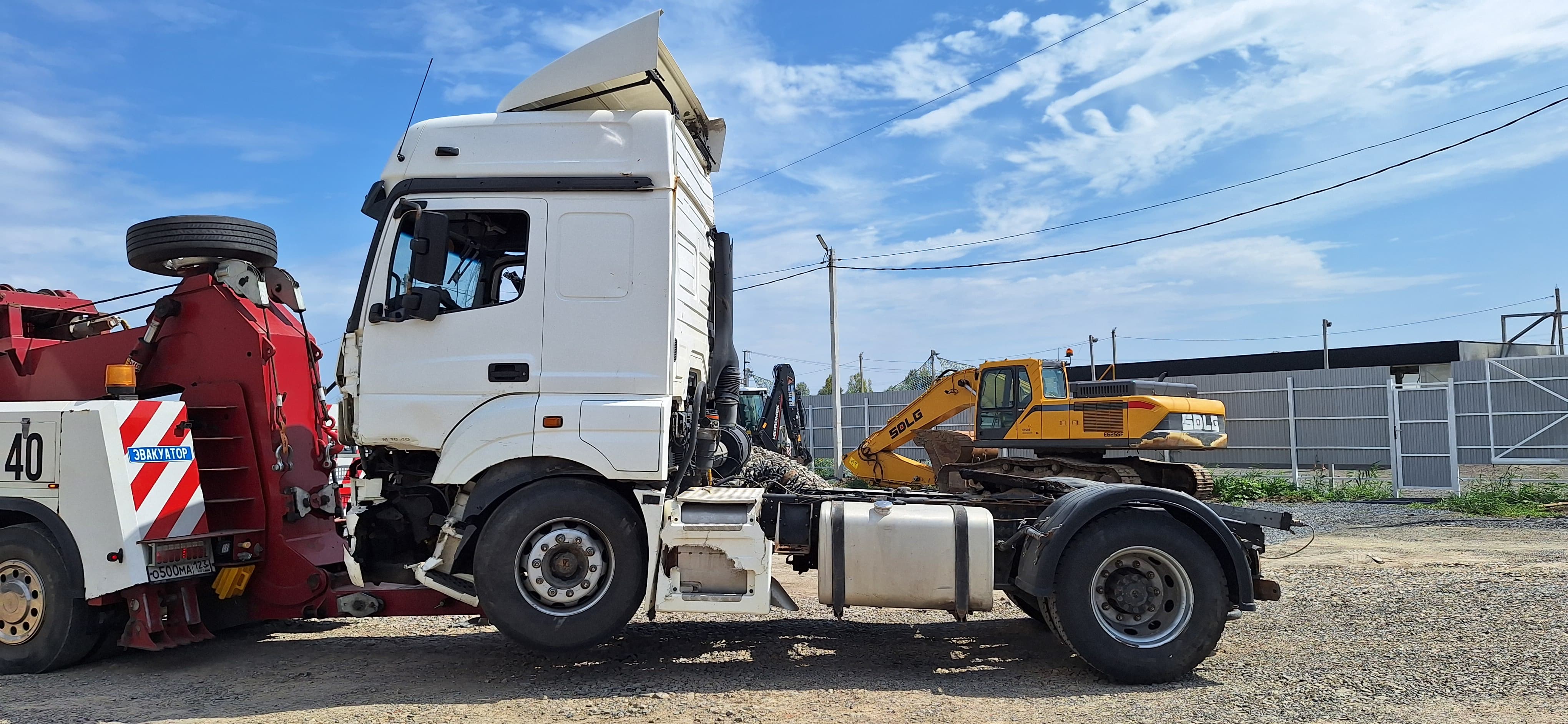 КамАЗ 5490 4x2 Седельный тягач 2017 г. - фото 3