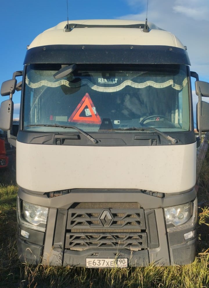 Renault T 4x2 Седельный тягач 2017 г.