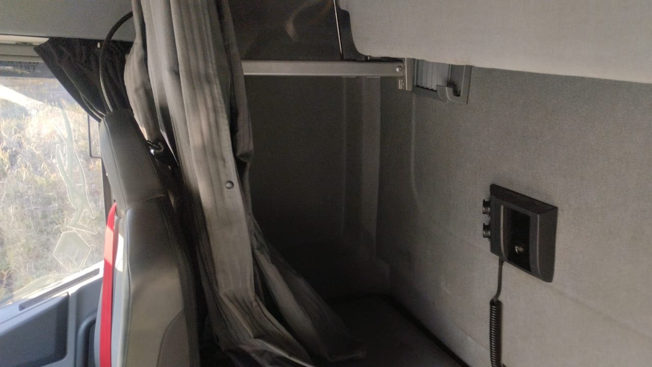 Renault T 4x2 Седельный тягач 2017 г. - фото 7