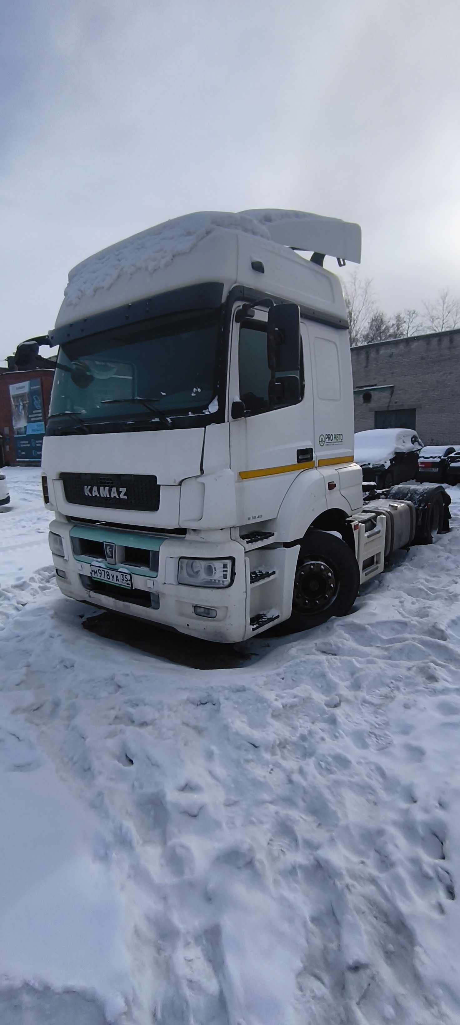 КамАЗ 5490 4x2 Седельный тягач 2015 г. - фото 3