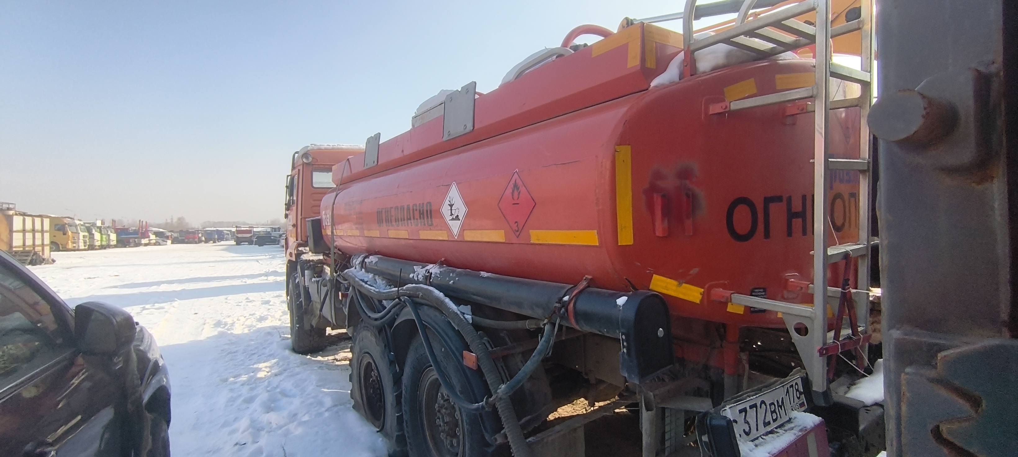 Завод ГРАЗ 5614* на шасси КамАЗ 43118 6x6 Автотопливозаправщик 2015 г. - фото 5