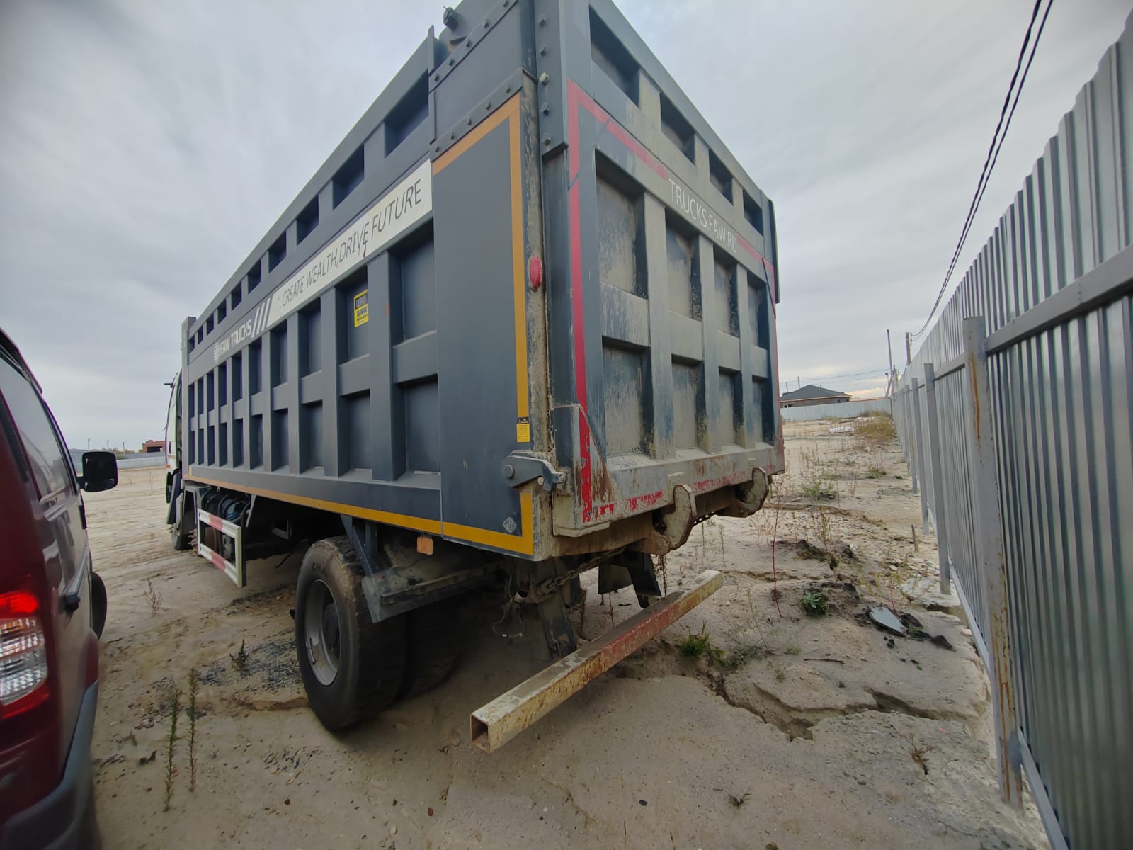 FAW CA 3310 8x4 Самосвал_не актуально 2023 г. - фото 6