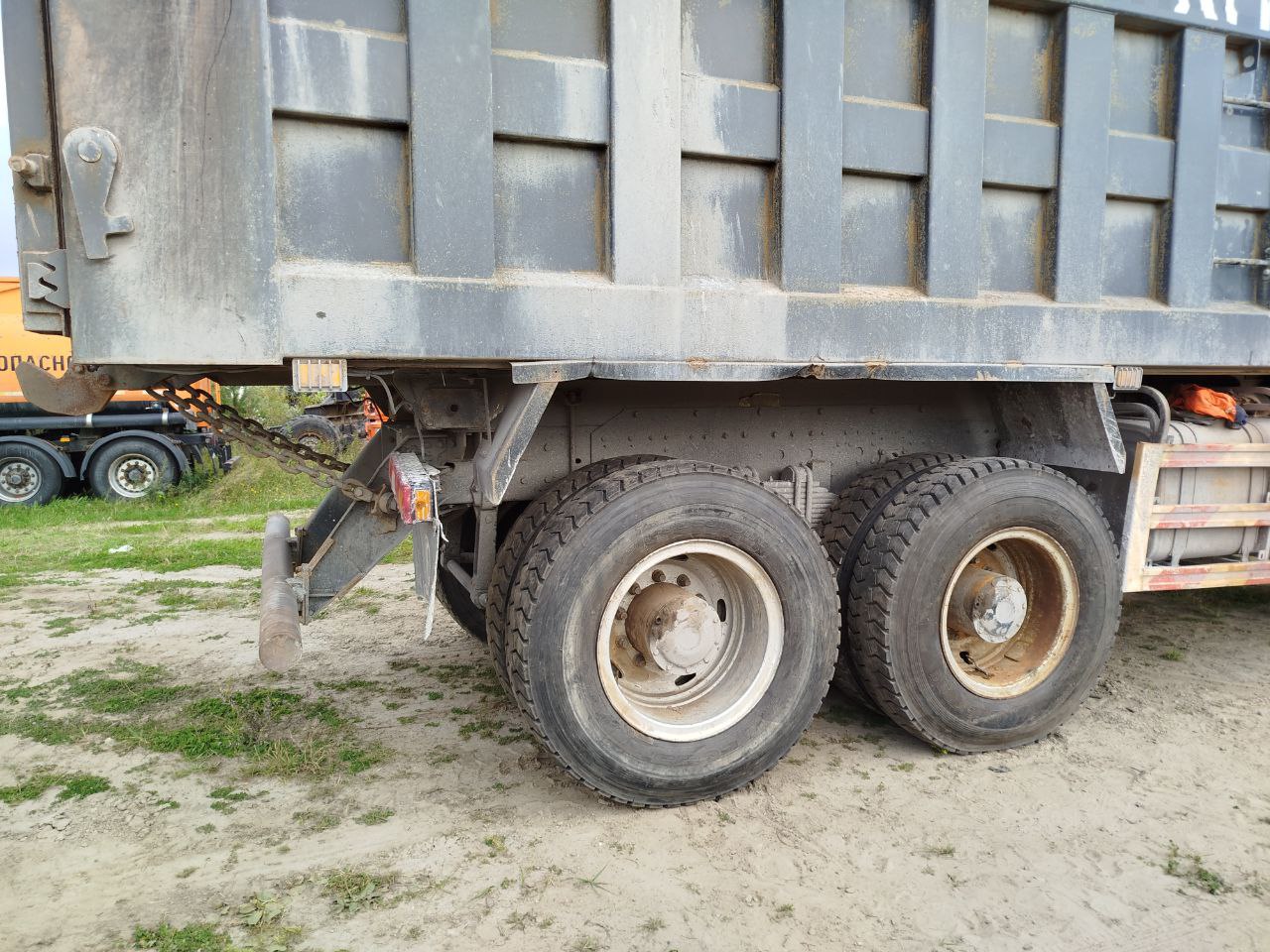 Shacman (Shaanxi) SX* 6x6 Самосвал 2022 г. - фото 9