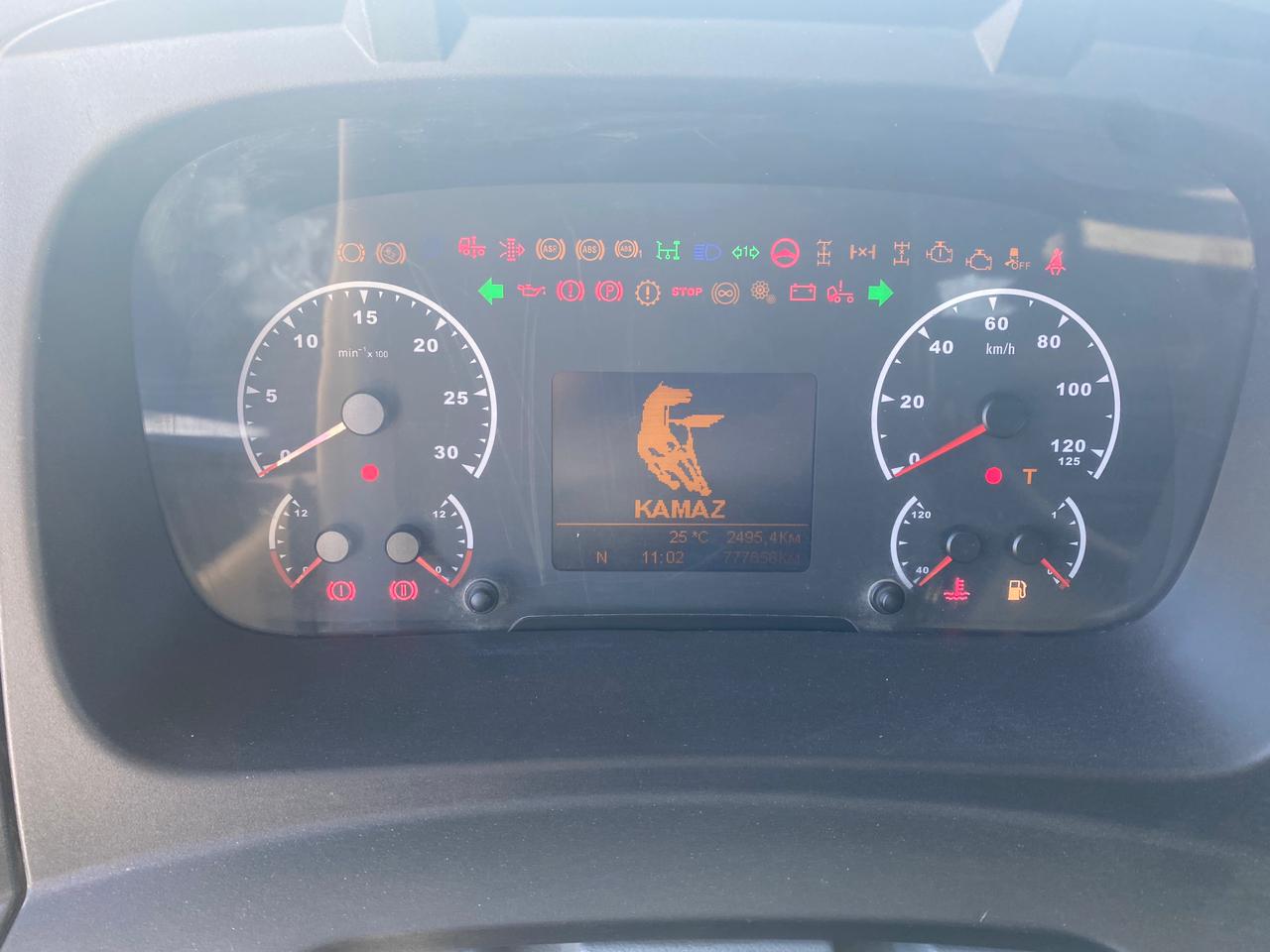 КамАЗ 5490 4x2 Седельный тягач 2018 г. - фото 12
