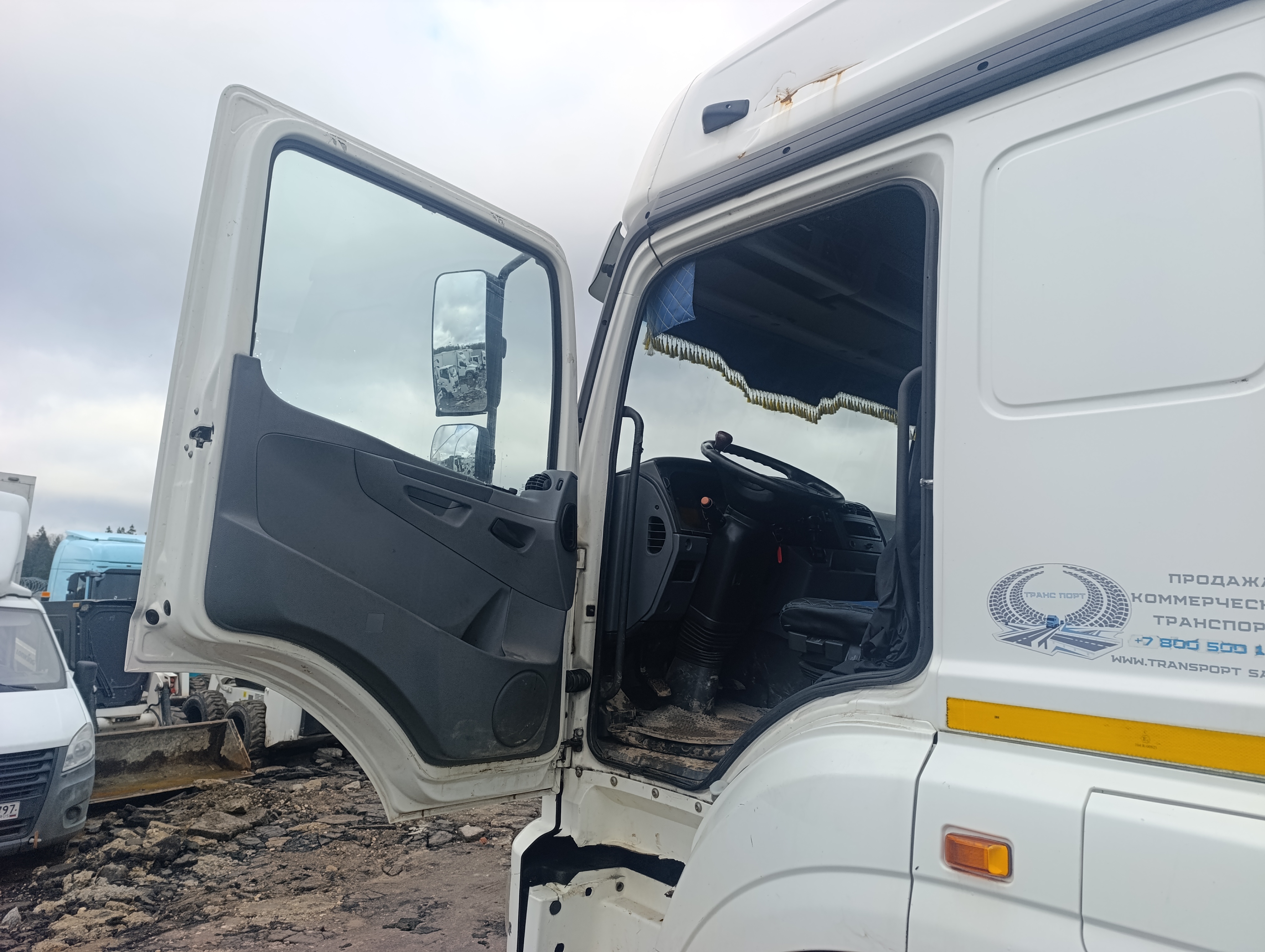 КамАЗ 5490 4x2 Седельный тягач 2018 г. - фото 9