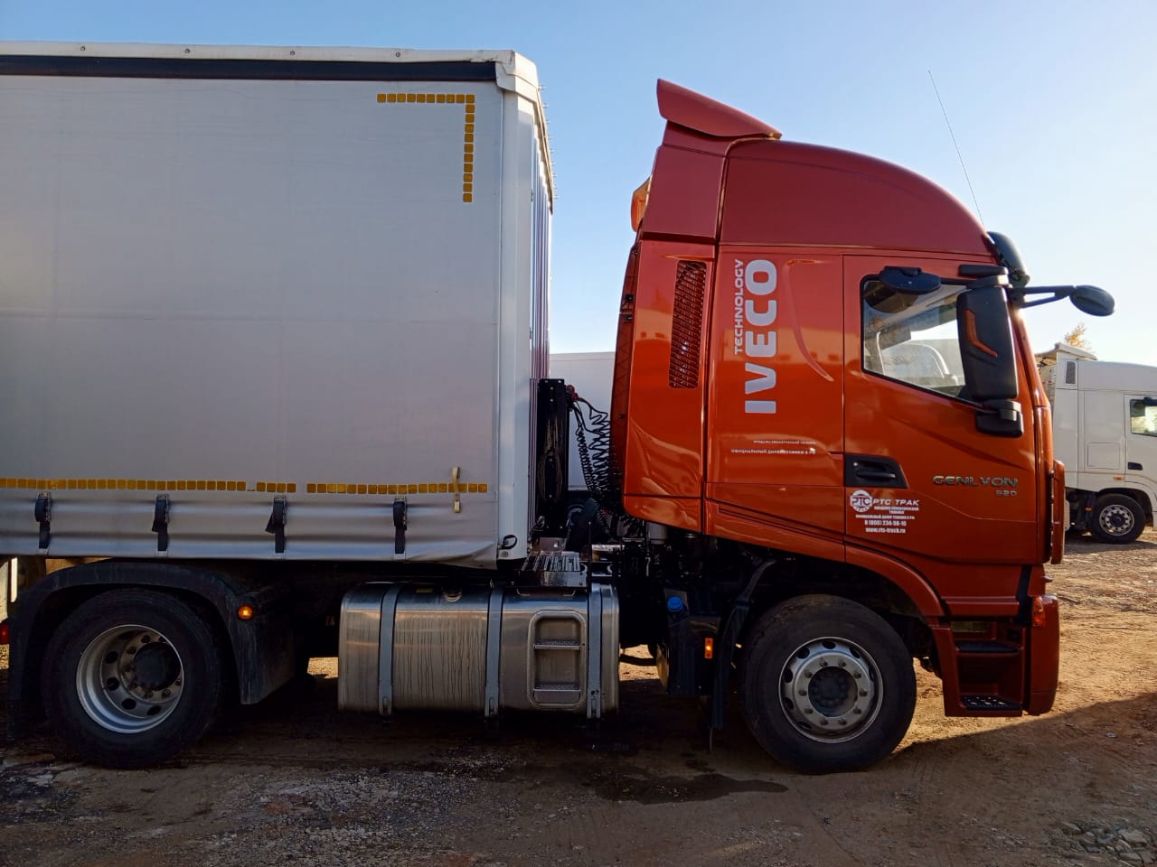 HONGYAN 908 4x2 Седельный тягач 2023 г. - фото 5