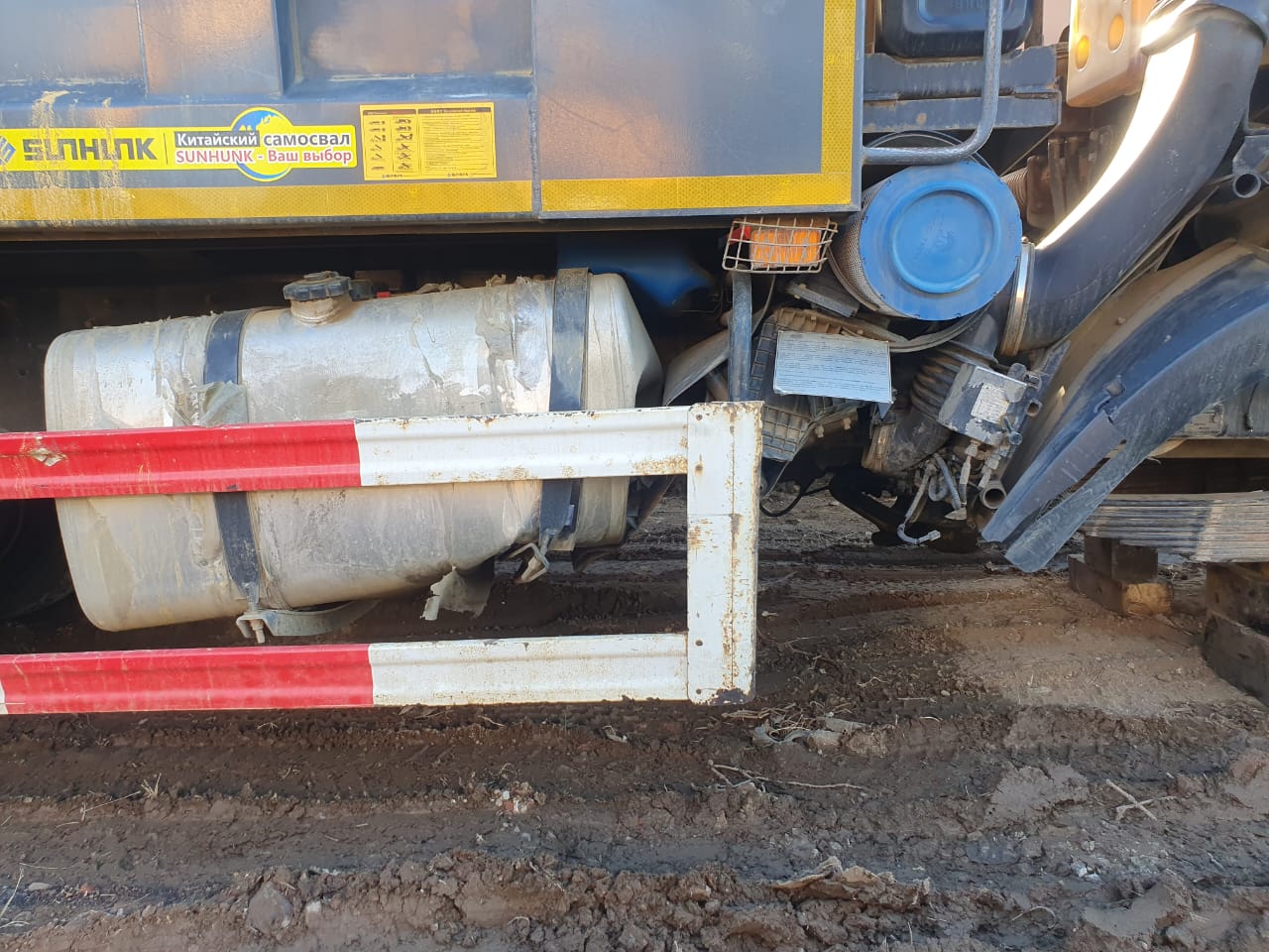 FAW J6 6x4 Самосвал 2022 г. - фото 16