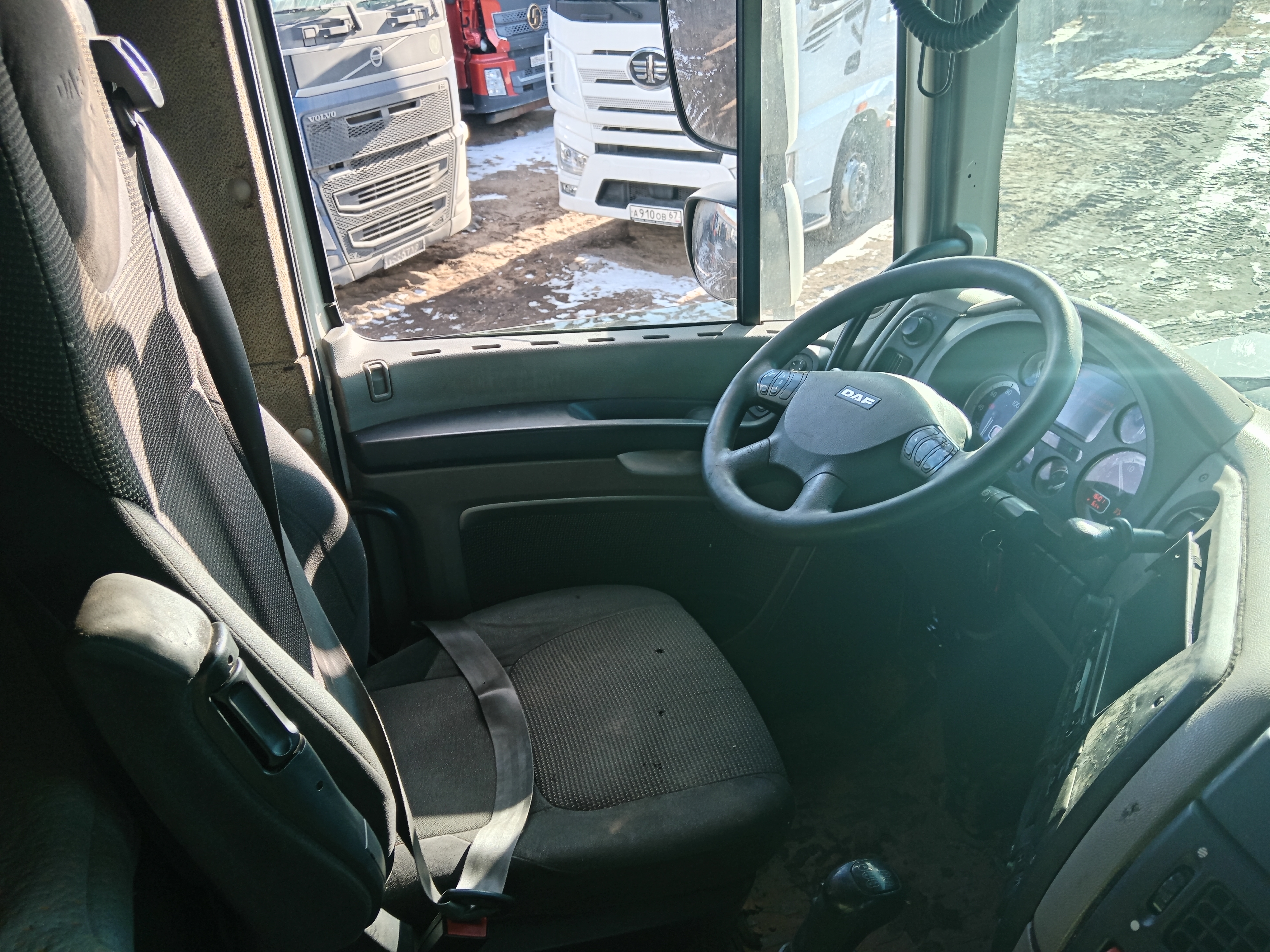 DAF XF 4x2 Седельный тягач 2016 г. - фото 12