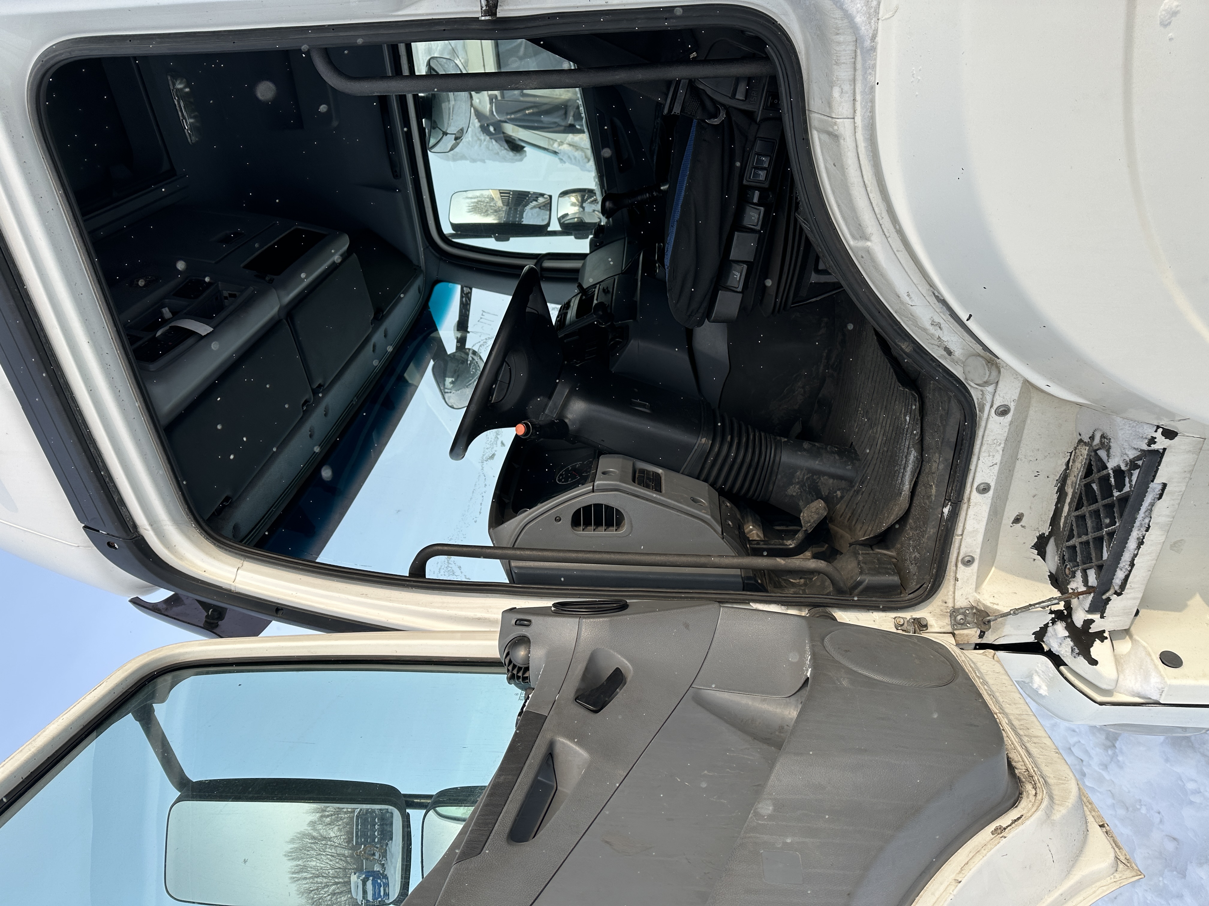 КамАЗ 5490 4x2 Седельный тягач 2018 г. - фото 9