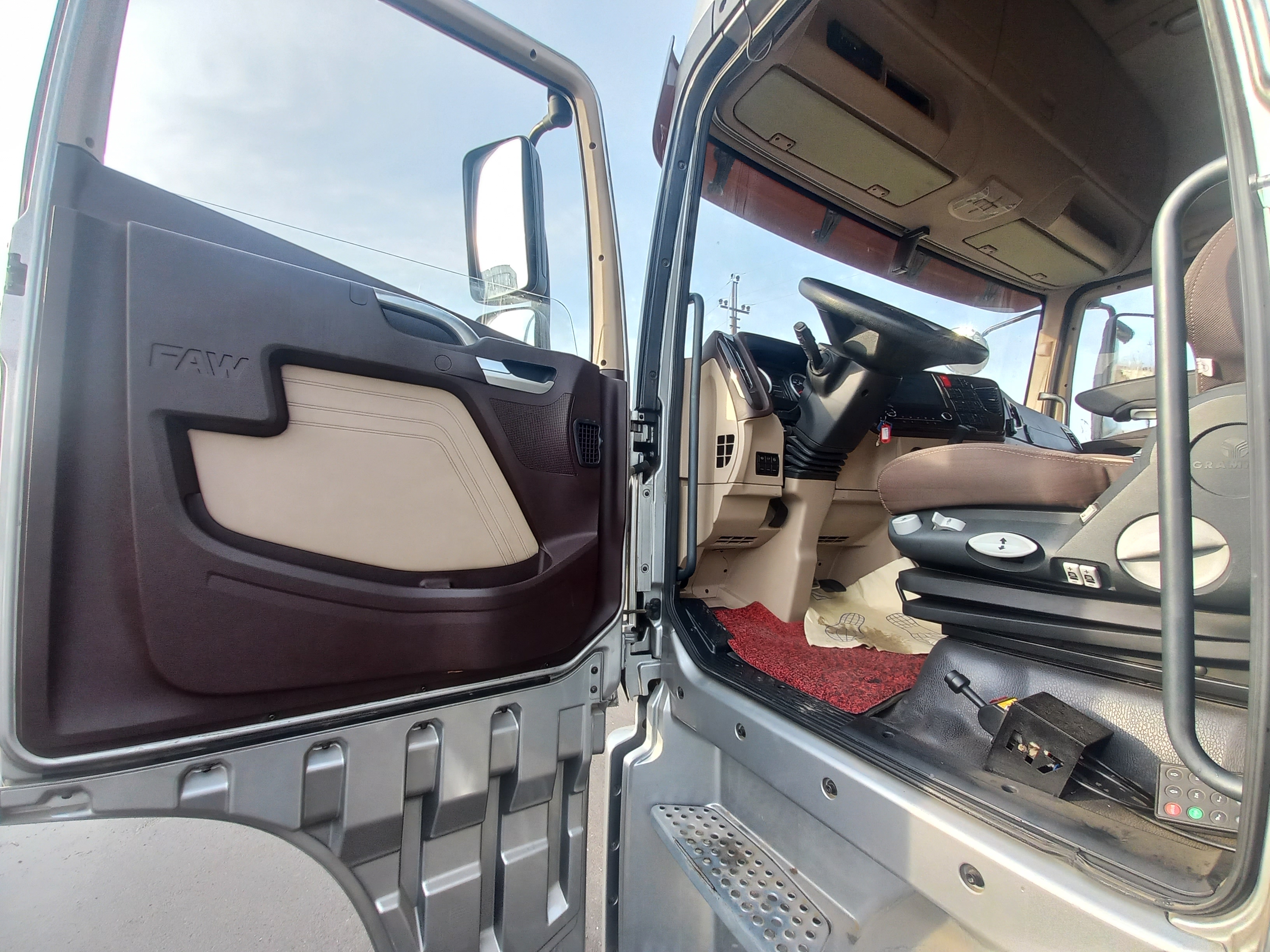 Тонар CA* на базе FAW JH6 4x2 Седельный тягач 2023 г. - фото 9