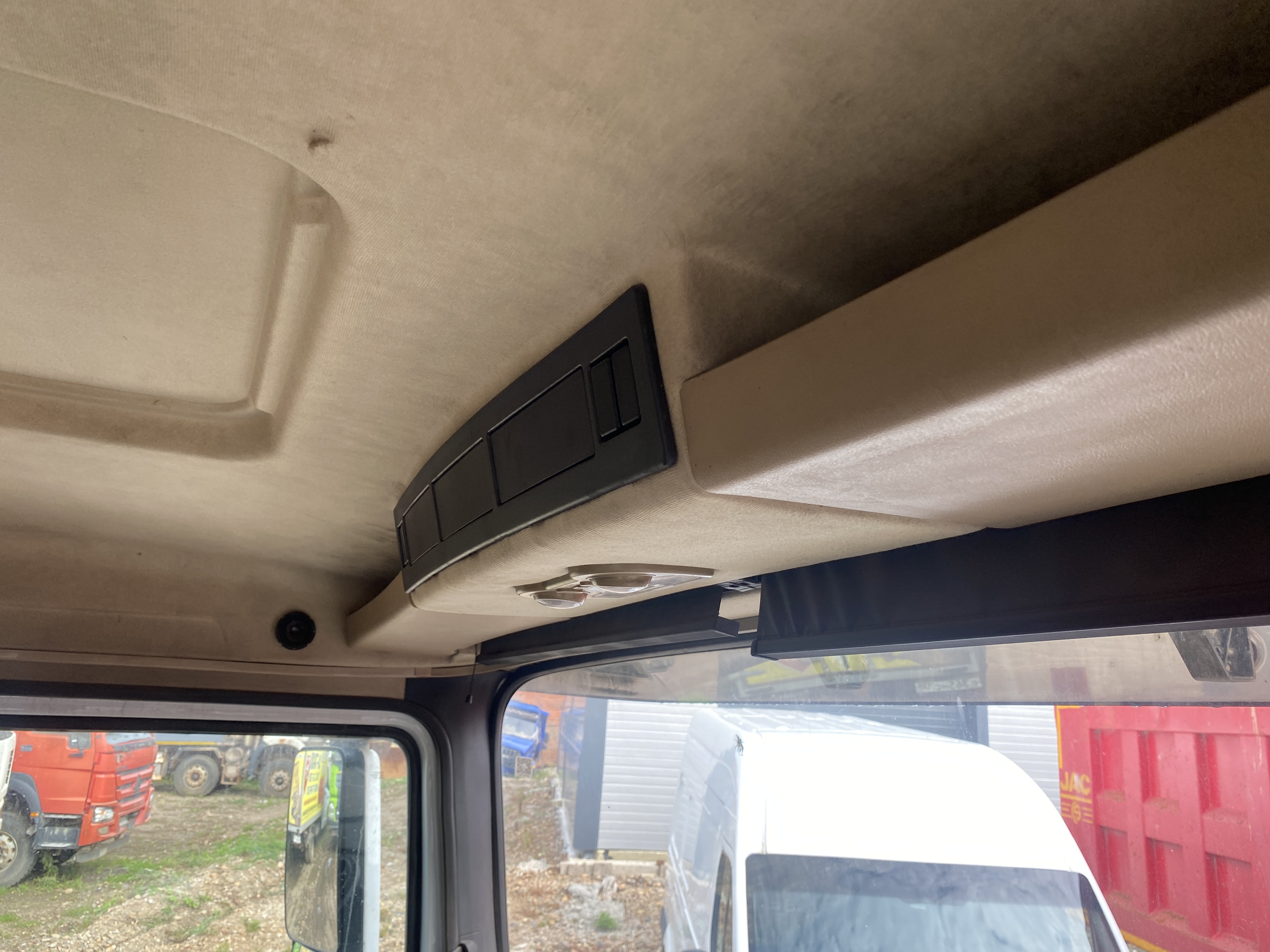 Shacman (Shaanxi) SX* 8x4 Самосвал 2022 г. - фото 11