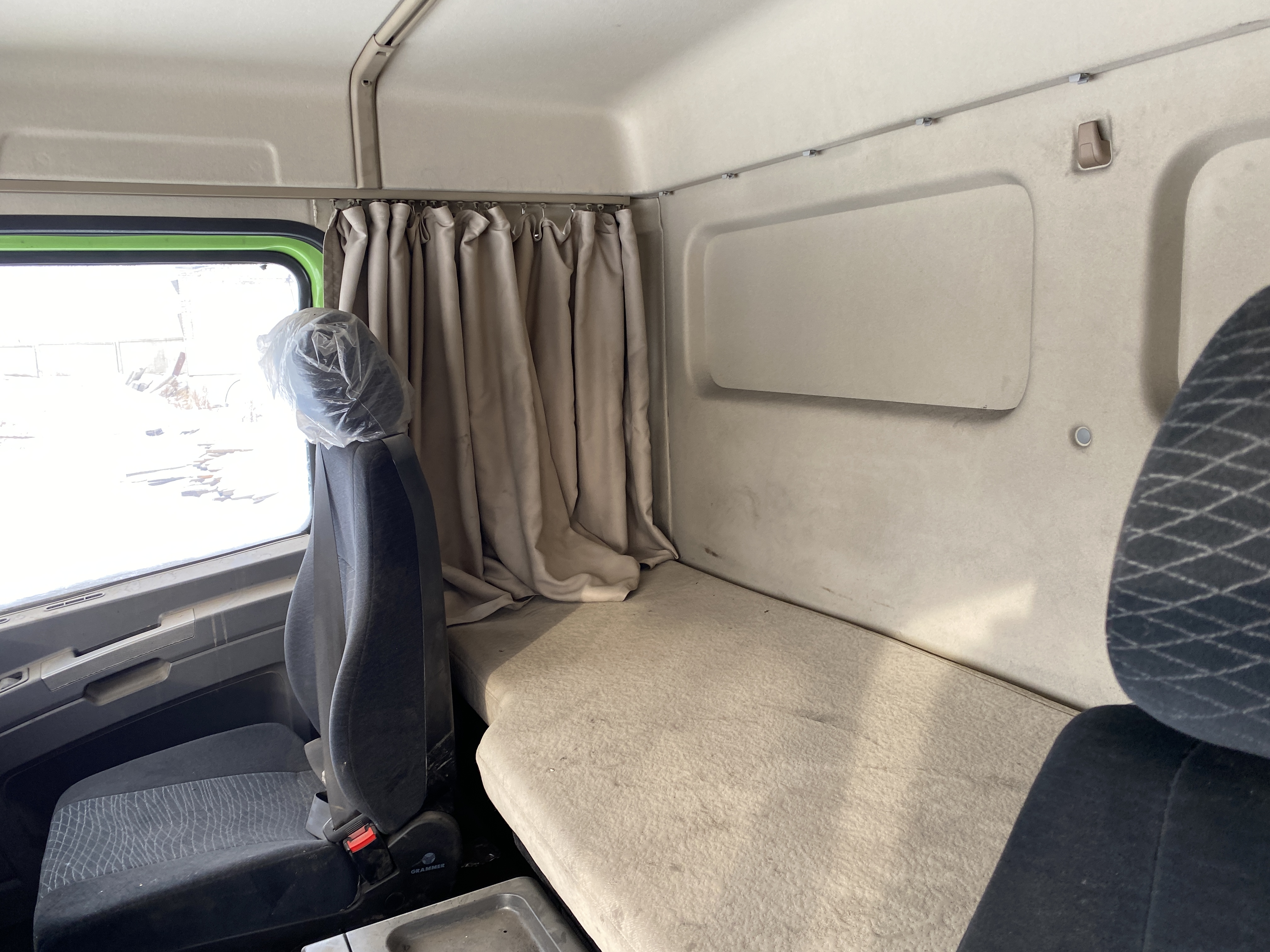 Shacman (Shaanxi) SX* 8x4 Самосвал 2023 г. - фото 12