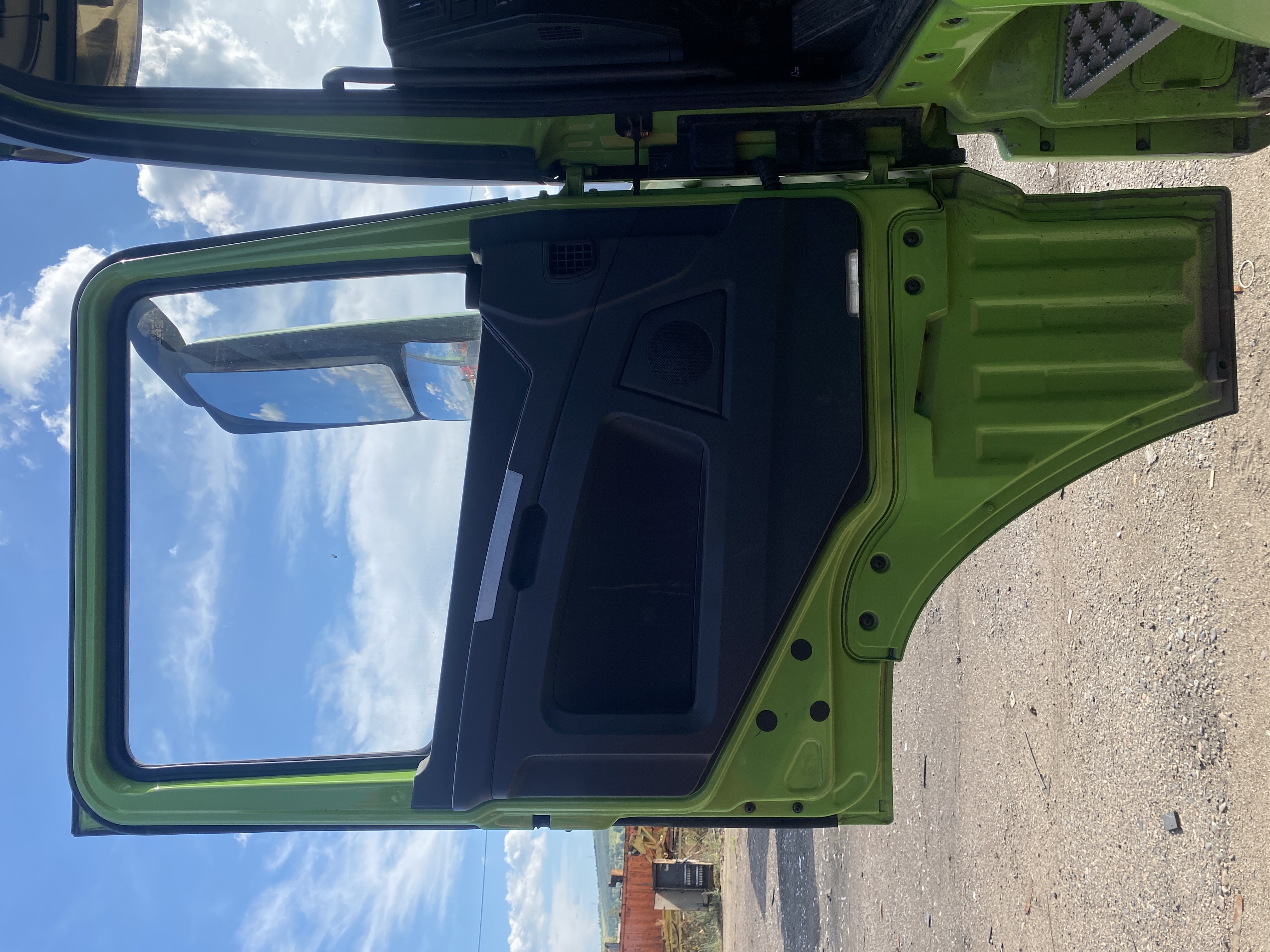 Shacman (Shaanxi) SX* 8x4 Самосвал 2023 г. - фото 6