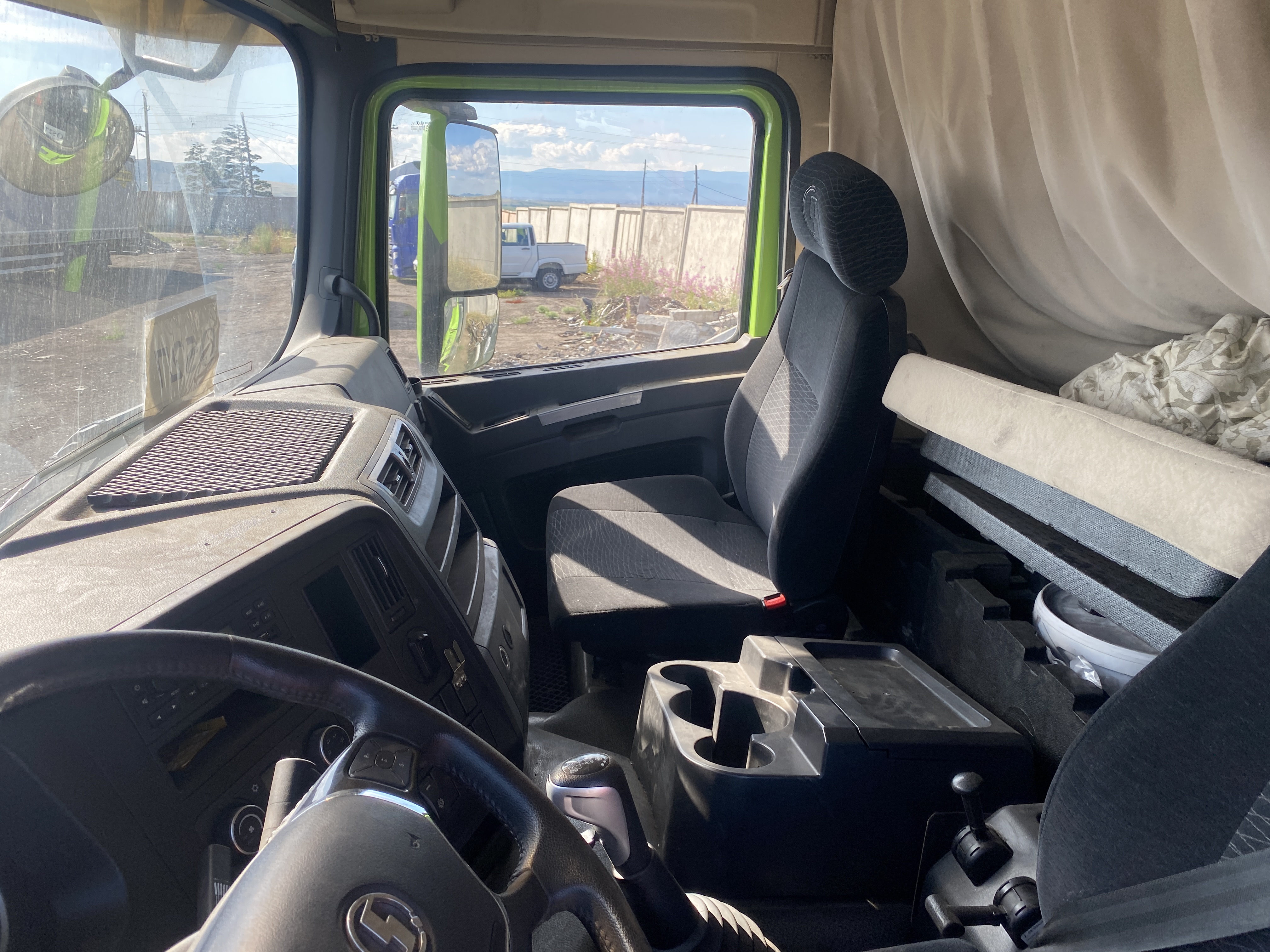 Shacman (Shaanxi) SX* 8x4 Самосвал 2023 г. - фото 9