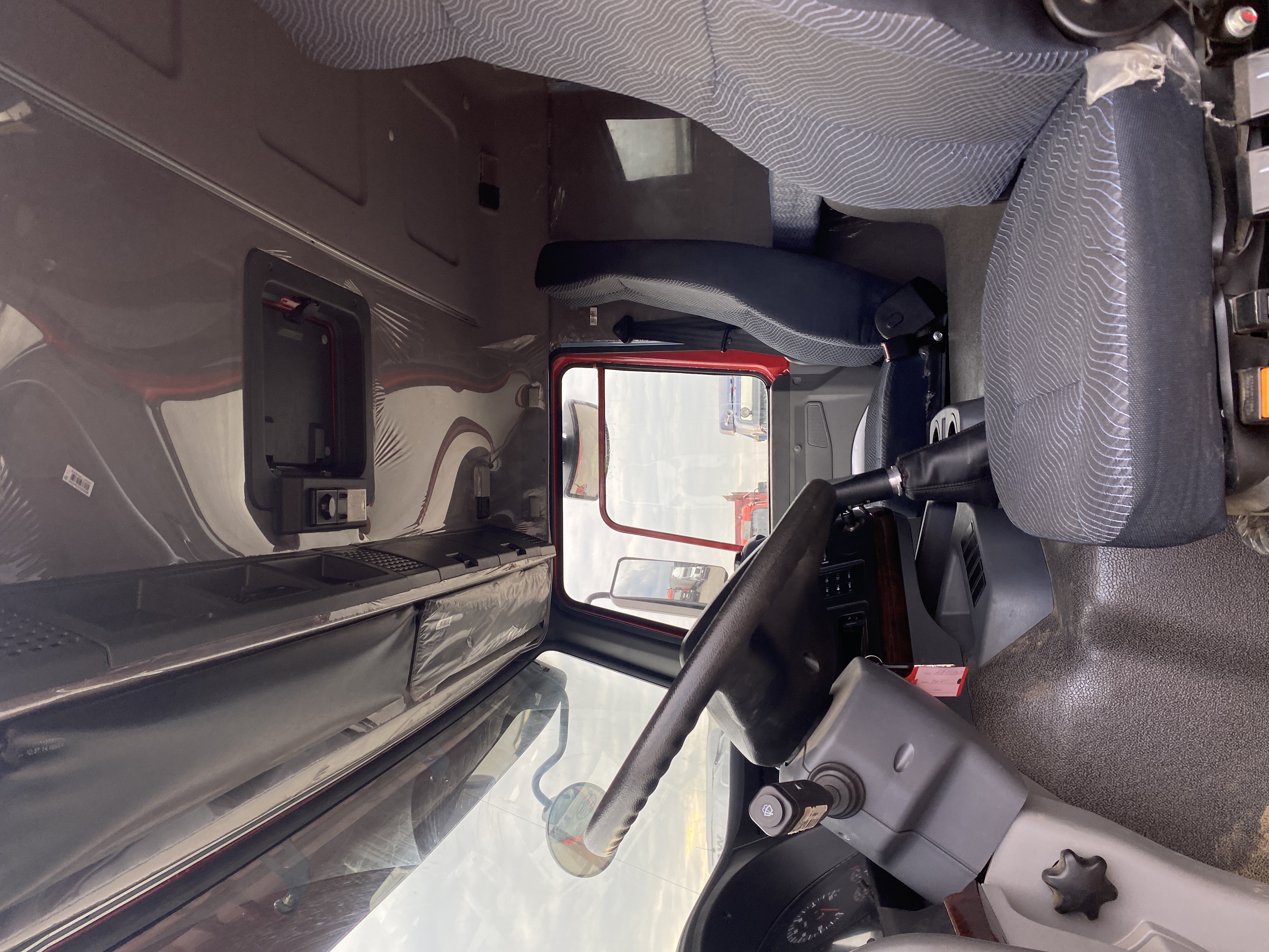 Howo ZZ* 8x4 Самосвал 2023 г. - фото 15