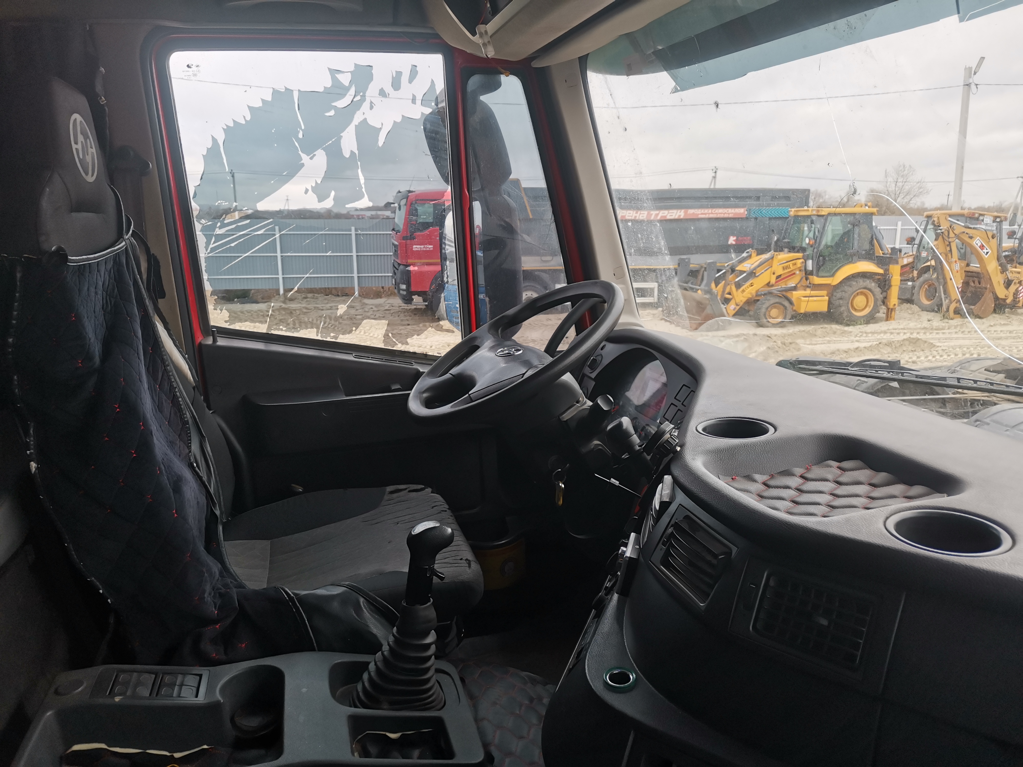 HONGYAN 908 8x4 Самосвал 2021 г. - фото 8