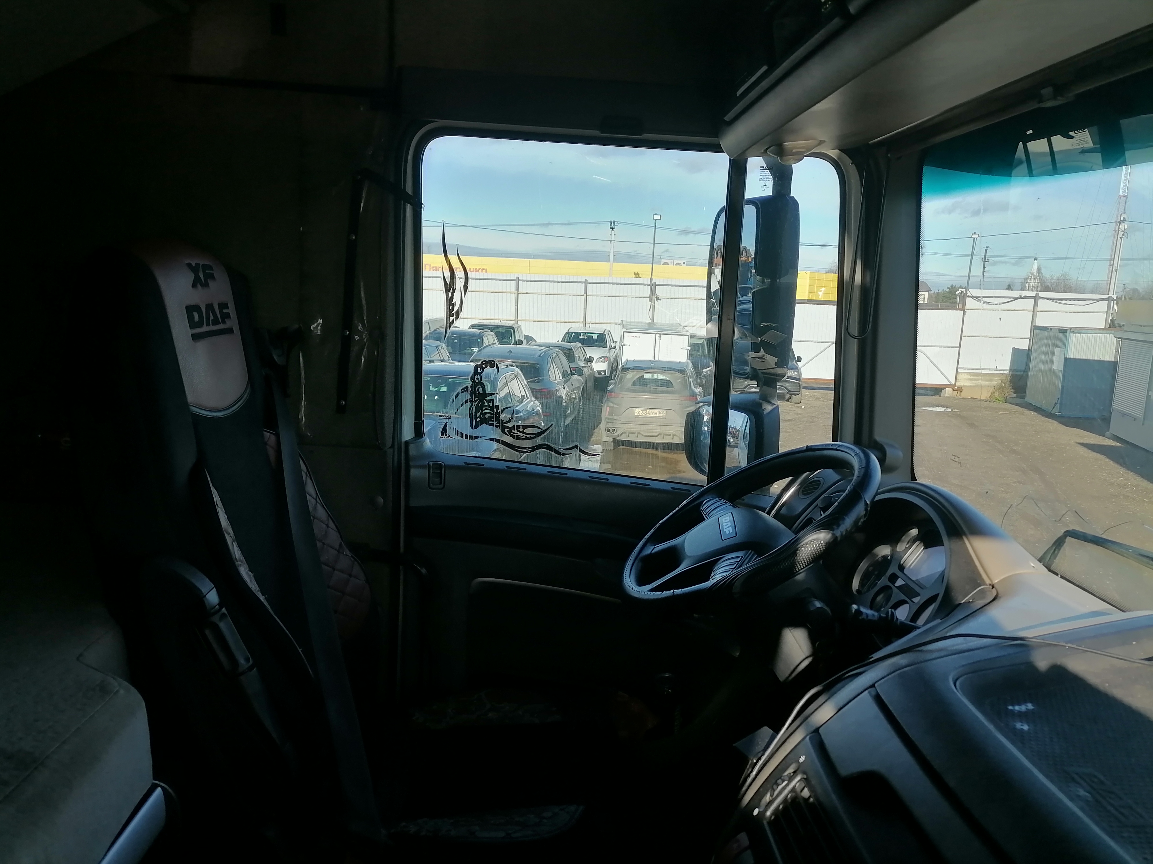 DAF XF 4x2 Седельный тягач 2018 г. - фото 11