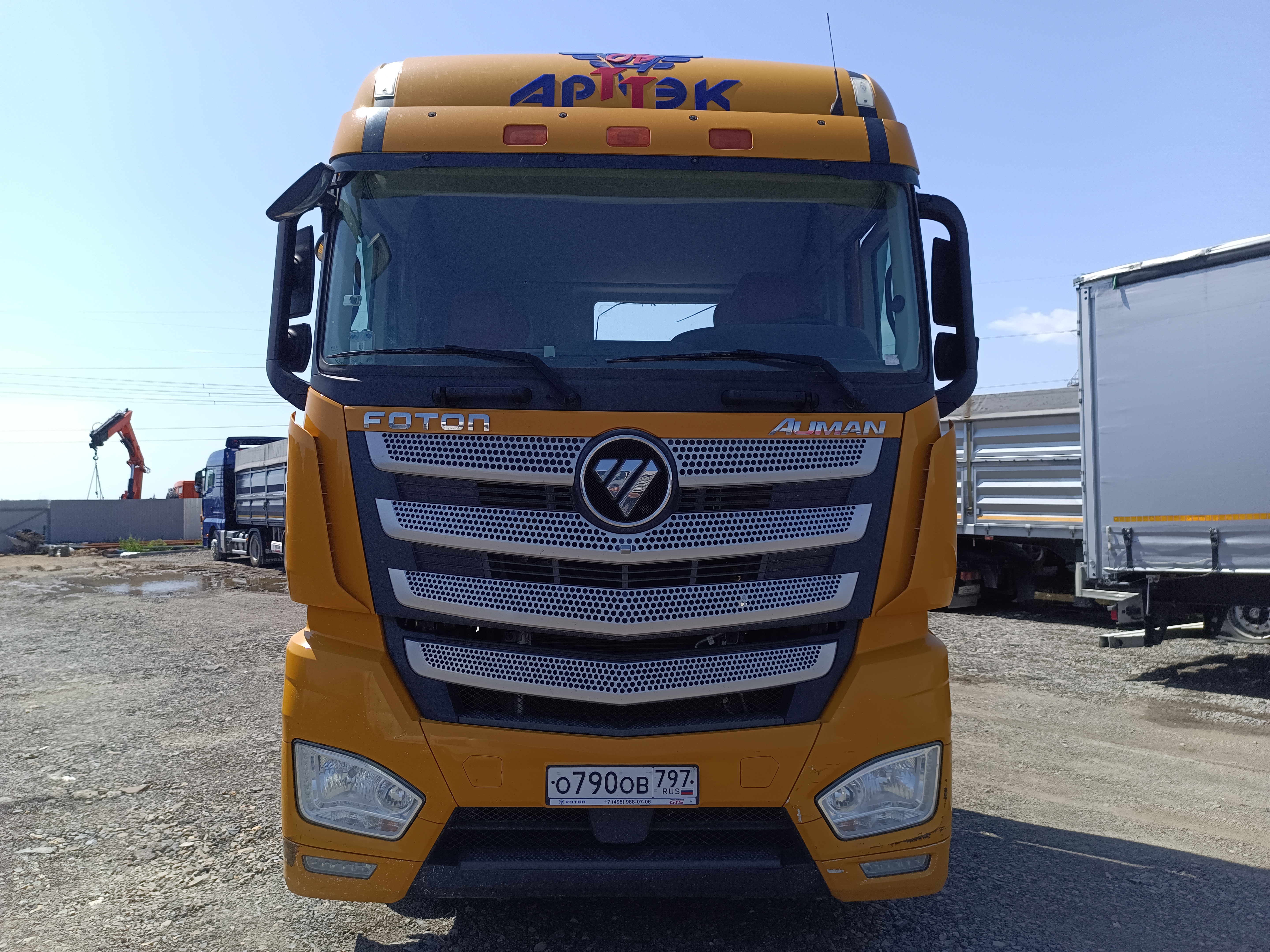 Foton AUMAN 4x2 Седельный тягач 2023 г.