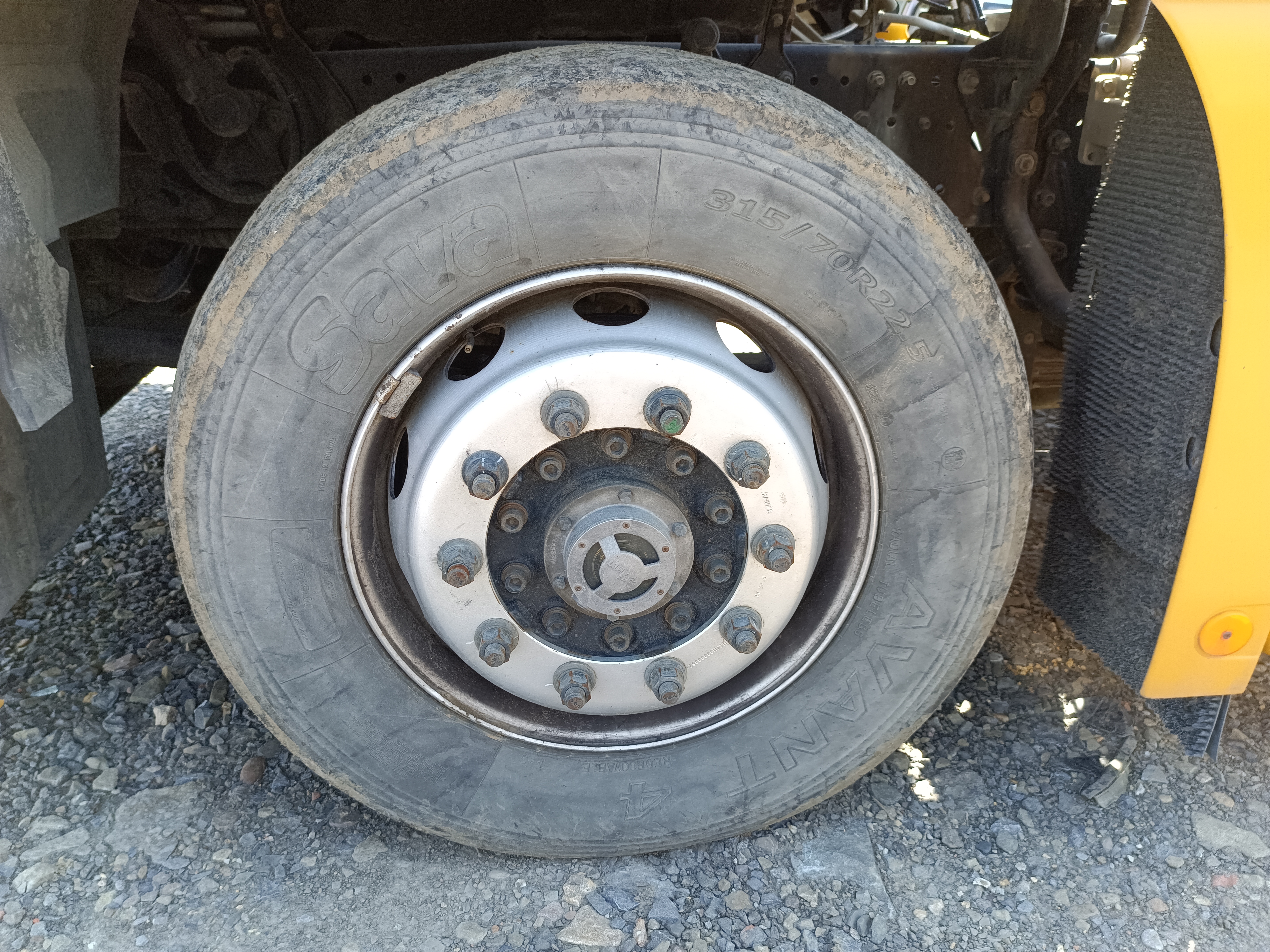 Foton AUMAN 4x2 Седельный тягач 2023 г. - фото 10