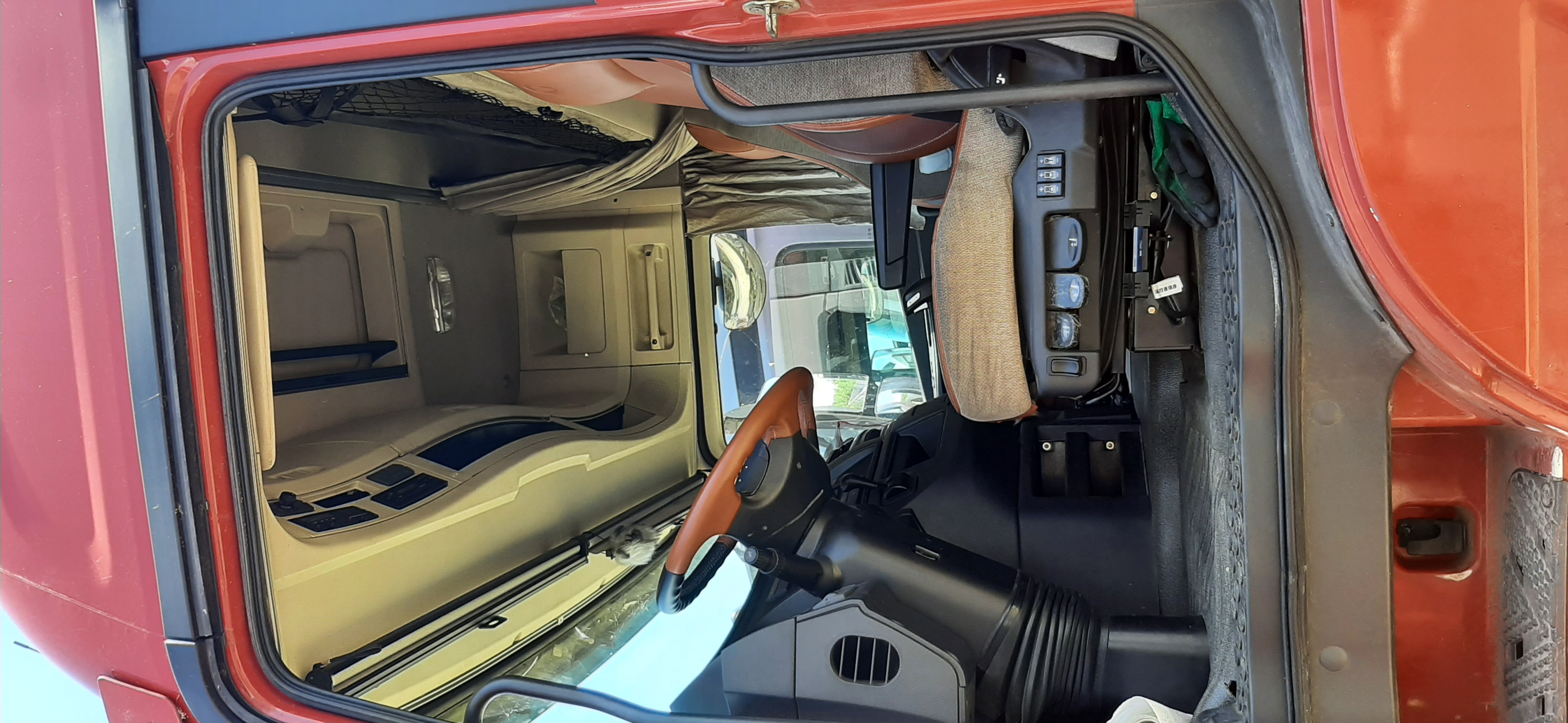 Foton AUMAN 4x2 Седельный тягач 2023 г. - фото 8