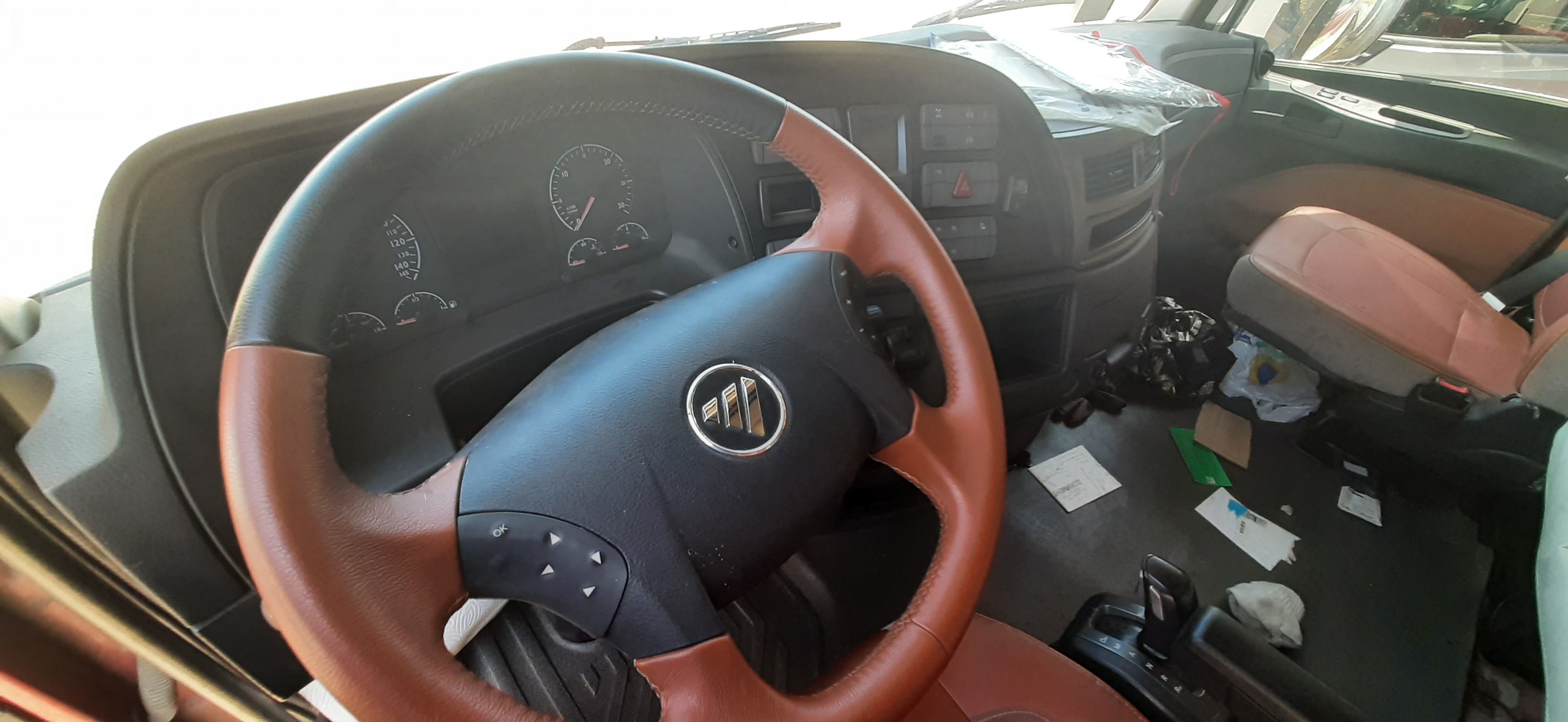 Foton AUMAN 4x2 Седельный тягач 2023 г. - фото 11