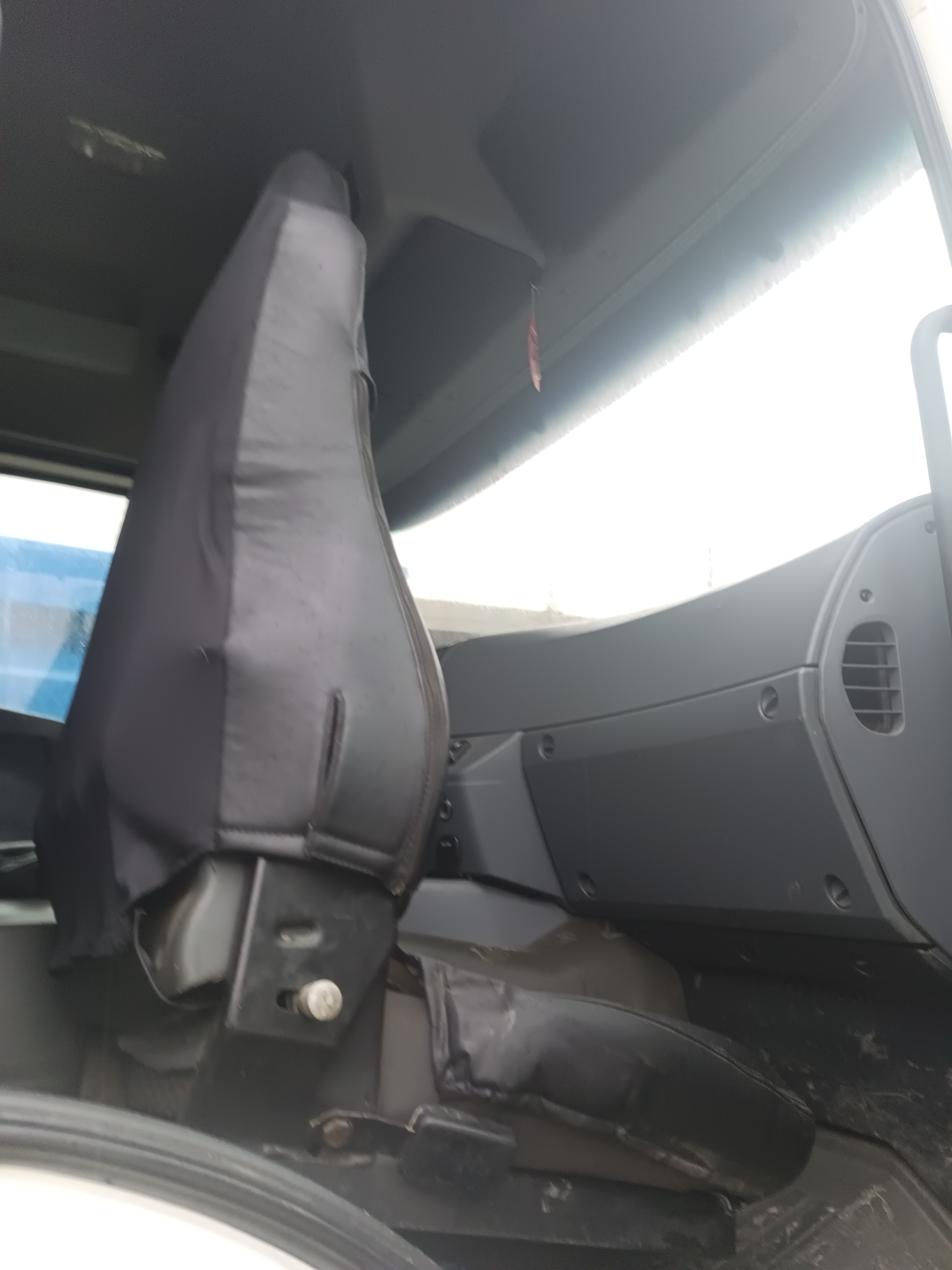 КамАЗ 5490 4x2 Седельный тягач 2021 г. - фото 9