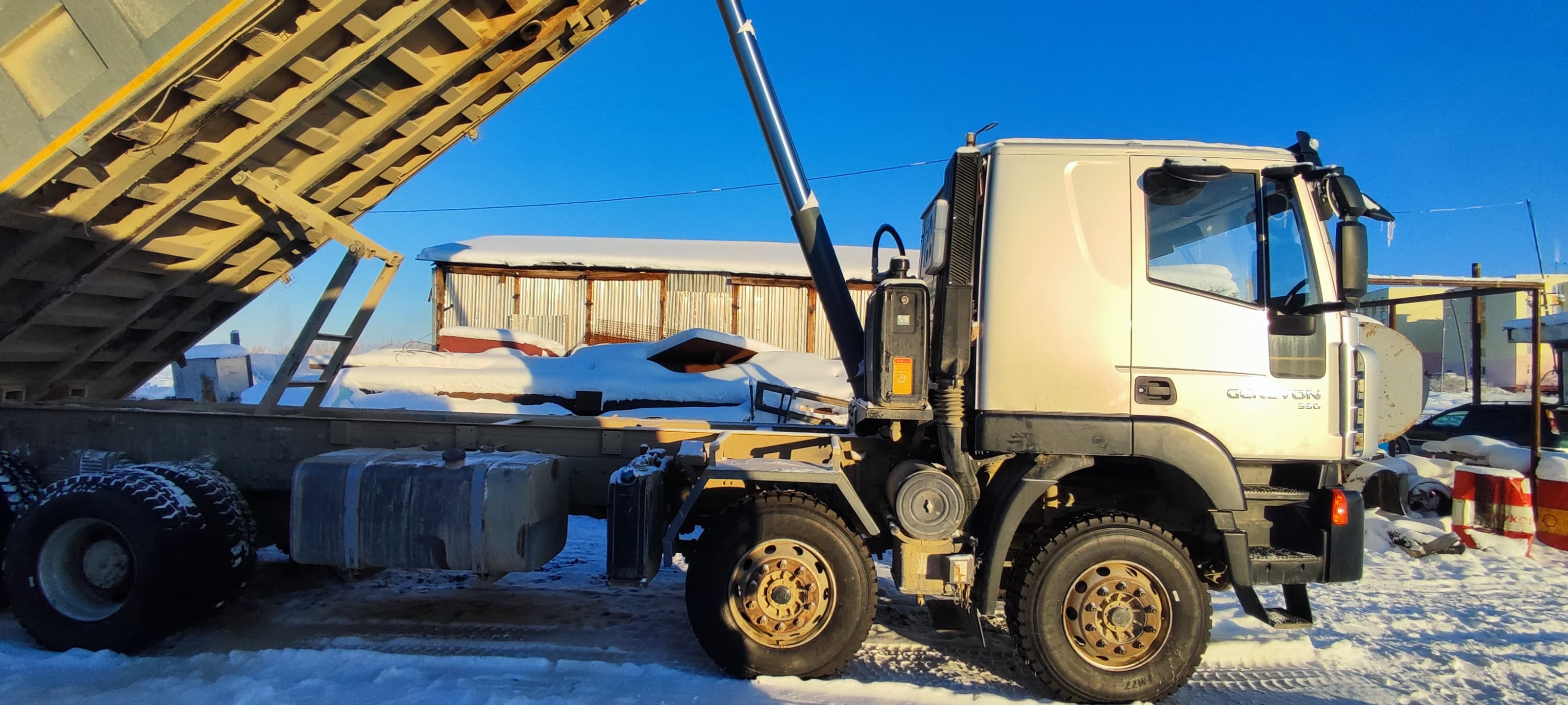 HONGYAN 908 8x4 Самосвал 2023 г. - фото 3