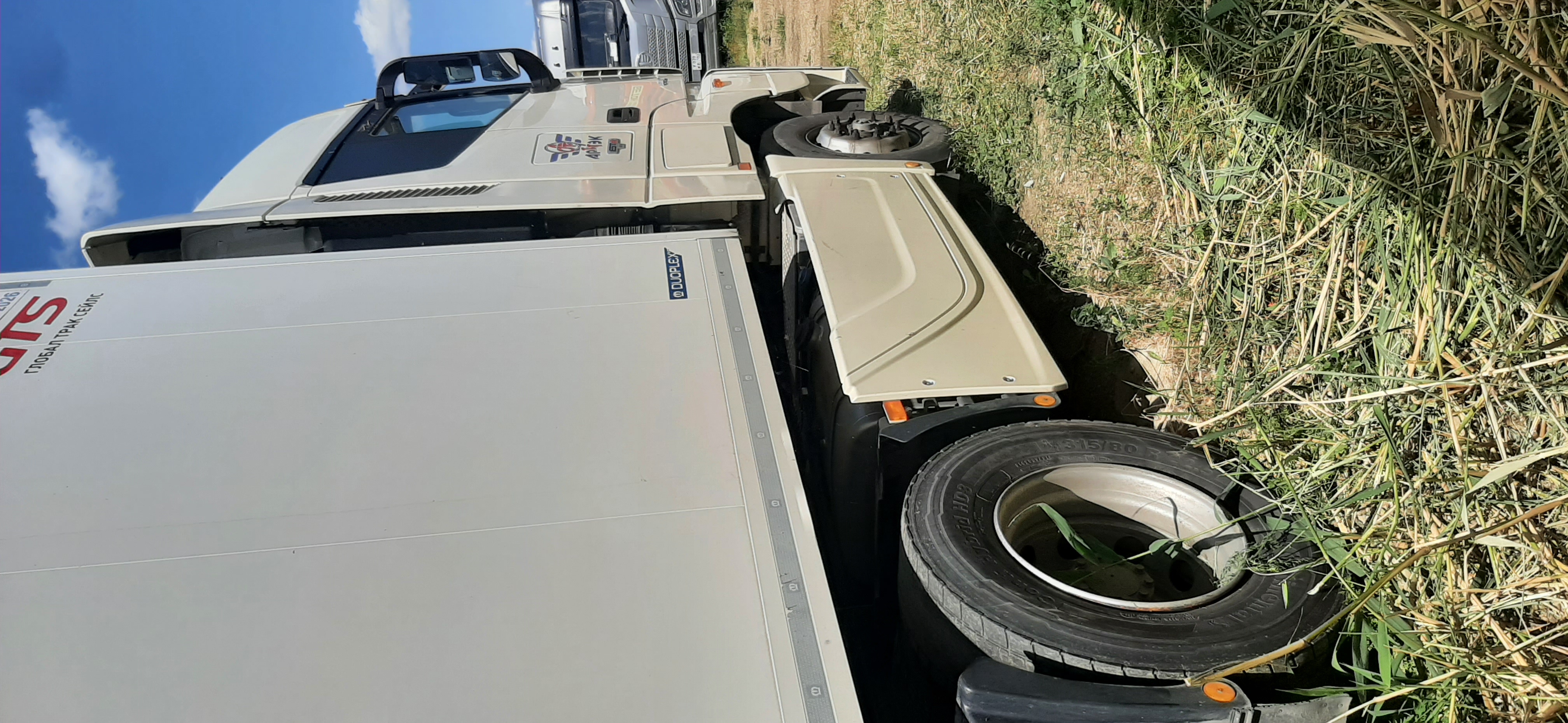 Foton AUMAN 4x2 Седельный тягач 2023 г. - фото 6