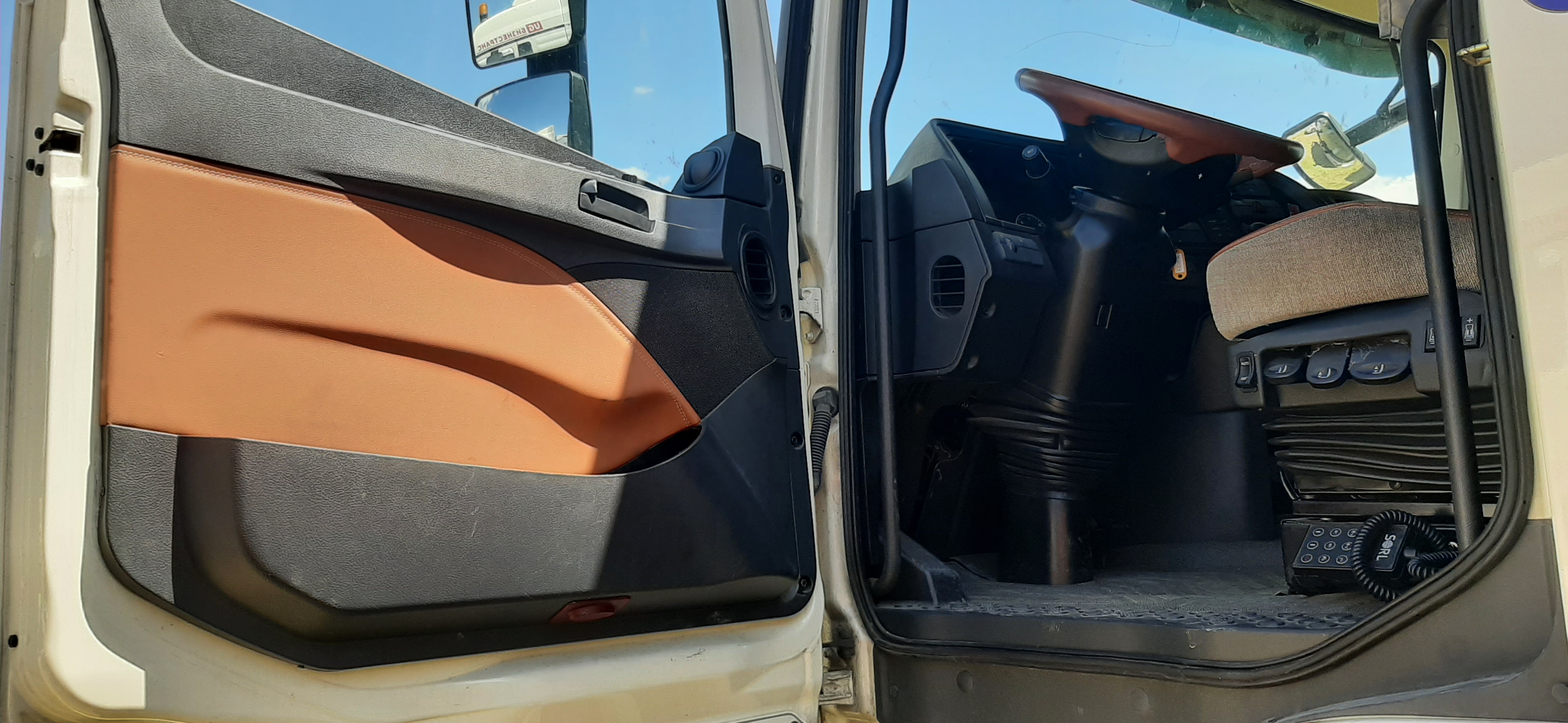 Foton AUMAN 4x2 Седельный тягач 2023 г. - фото 14