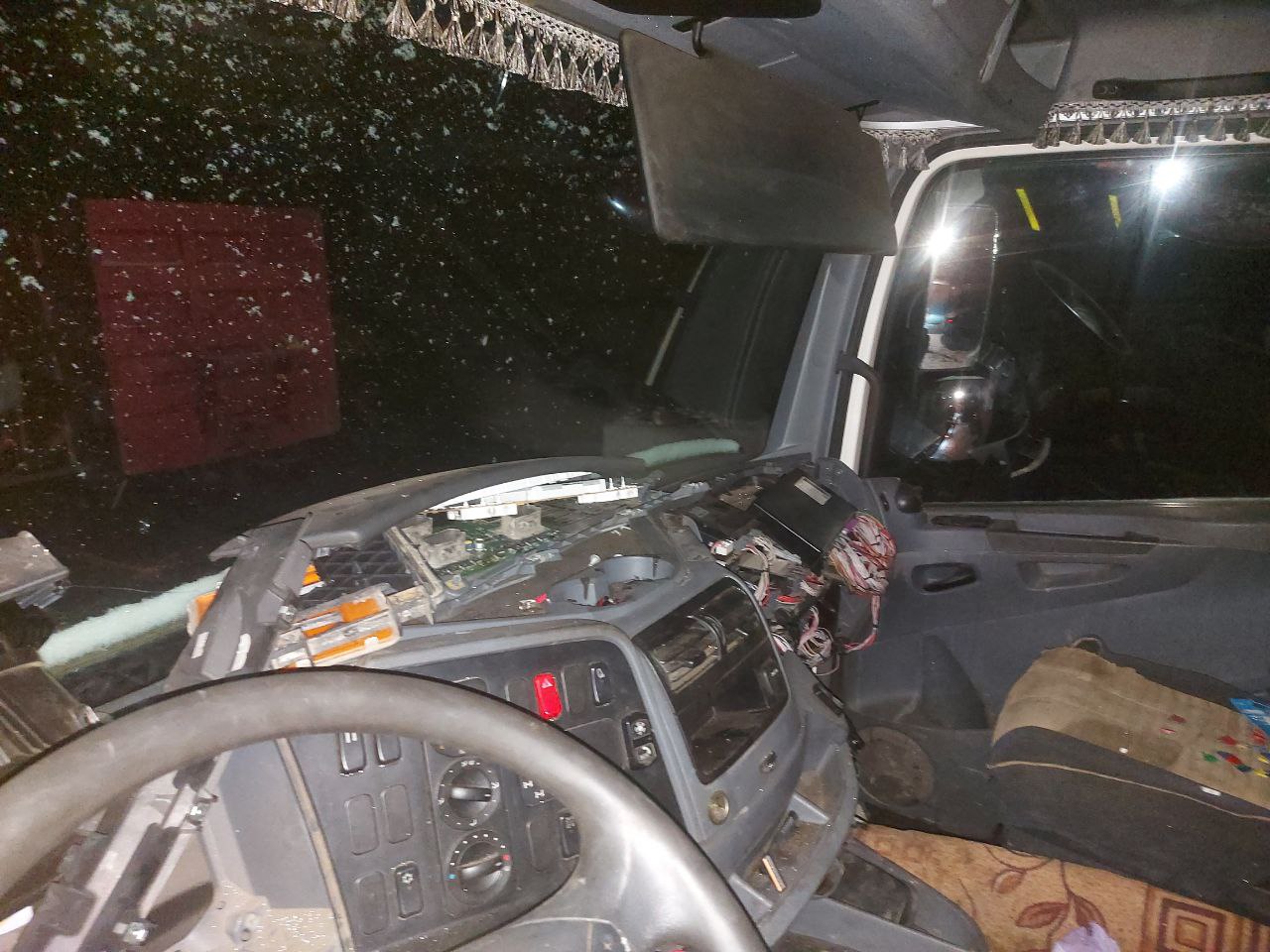 КамАЗ 65206 6x4 Седельный тягач 2017 г. - фото 8