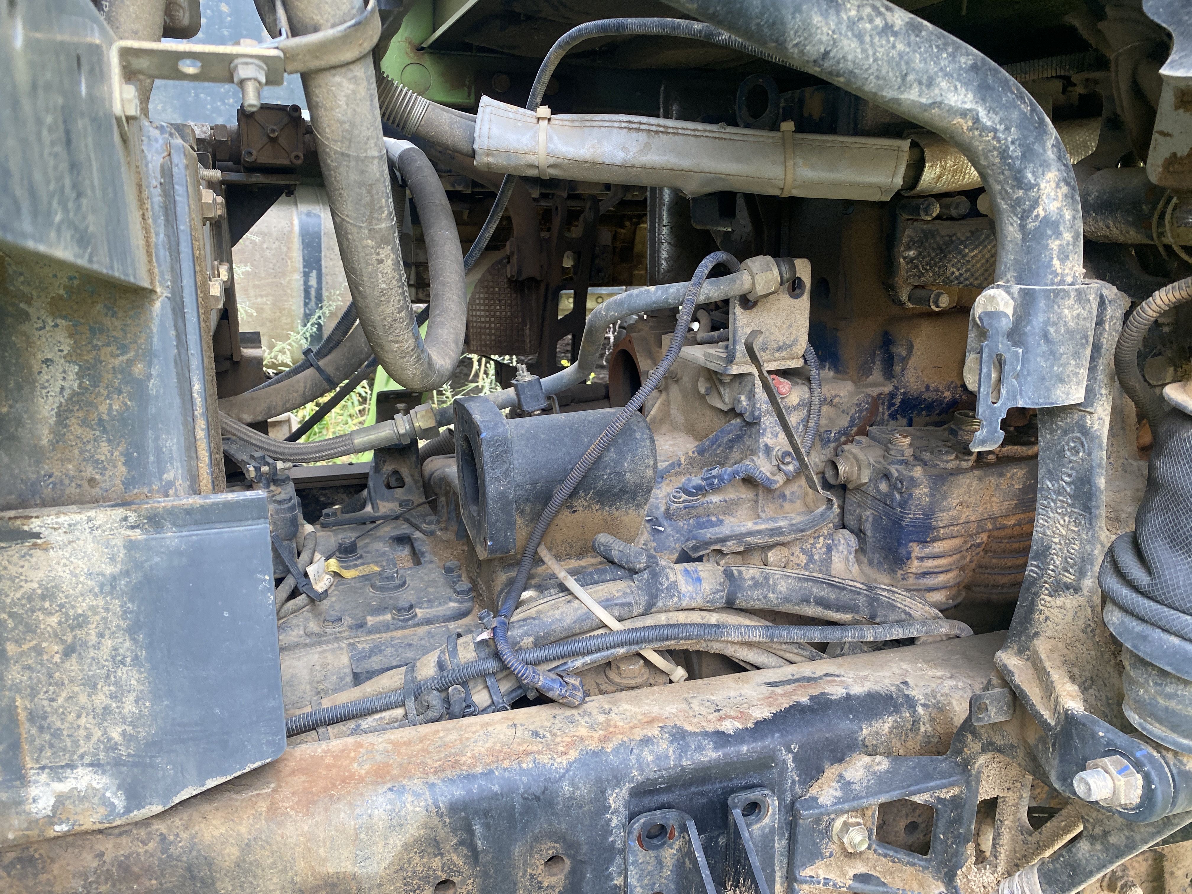 Shacman (Shaanxi) SX* 6x6 Самосвал 2023 г. - фото 11