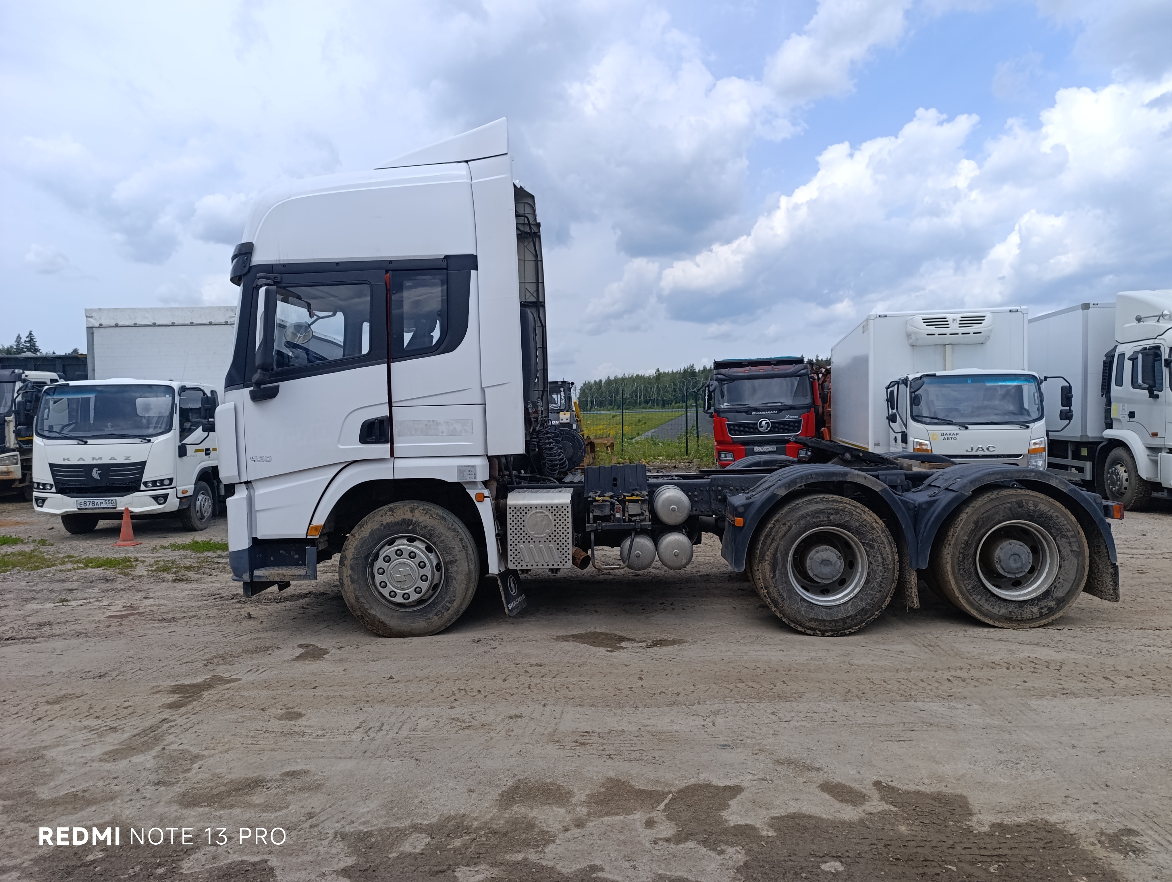 Shacman (Shaanxi) SX* 6x4 Седельный тягач 2022 г. - фото 5