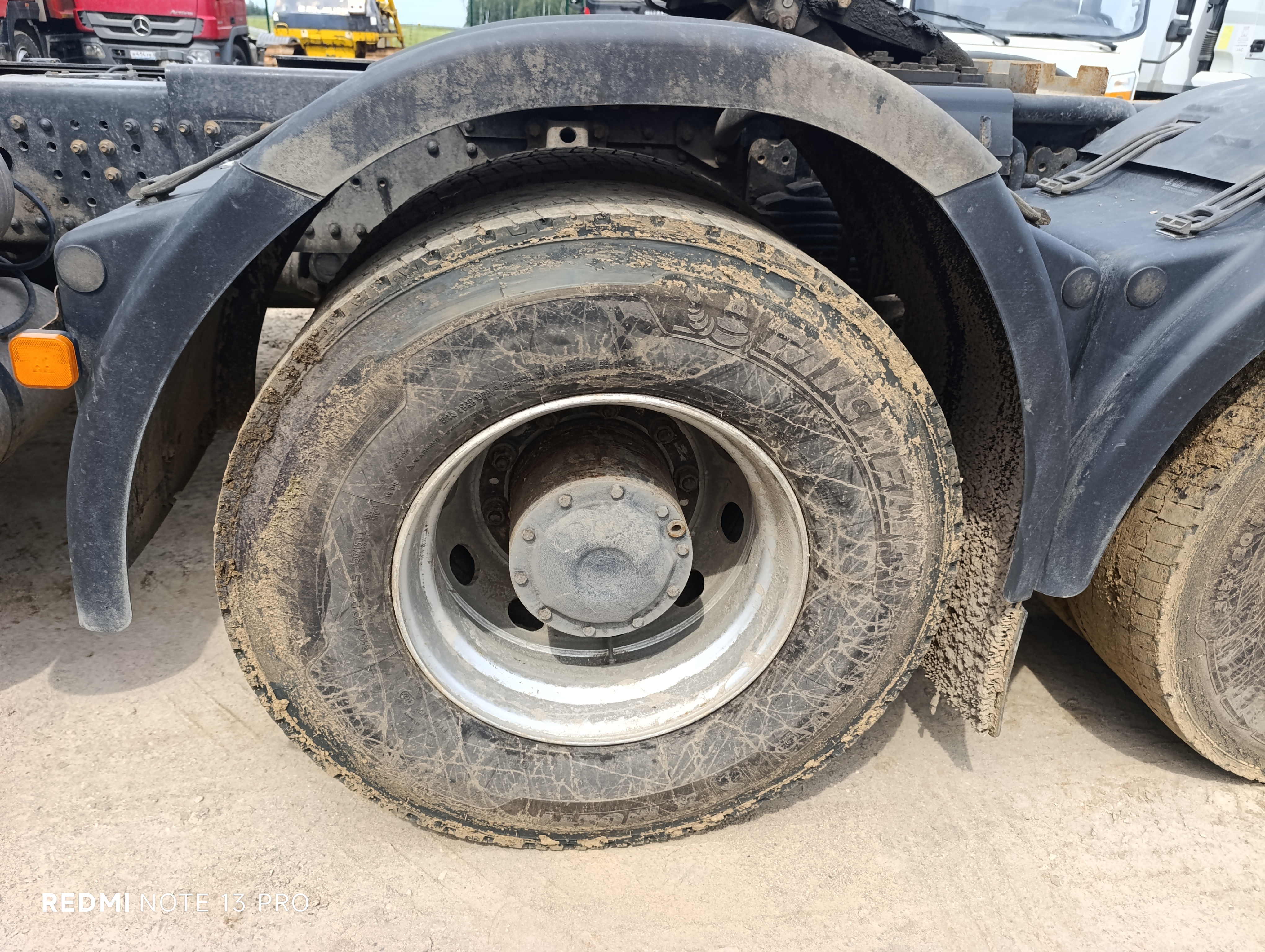 Shacman (Shaanxi) SX* 6x4 Седельный тягач 2022 г. - фото 13