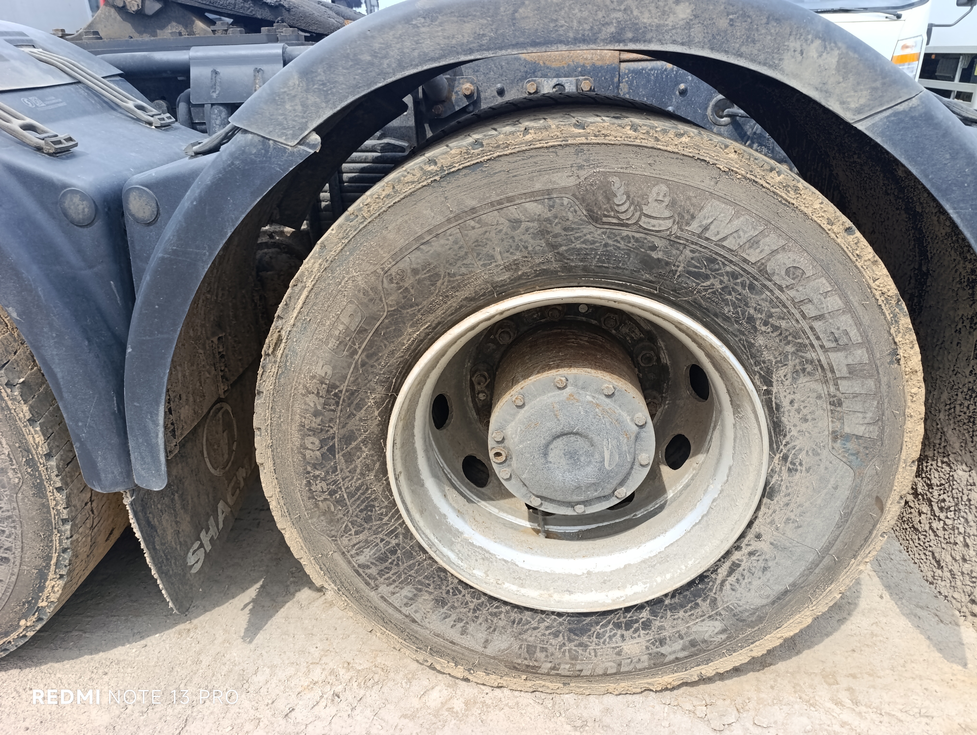 Shacman (Shaanxi) SX* 6x4 Седельный тягач 2022 г. - фото 14