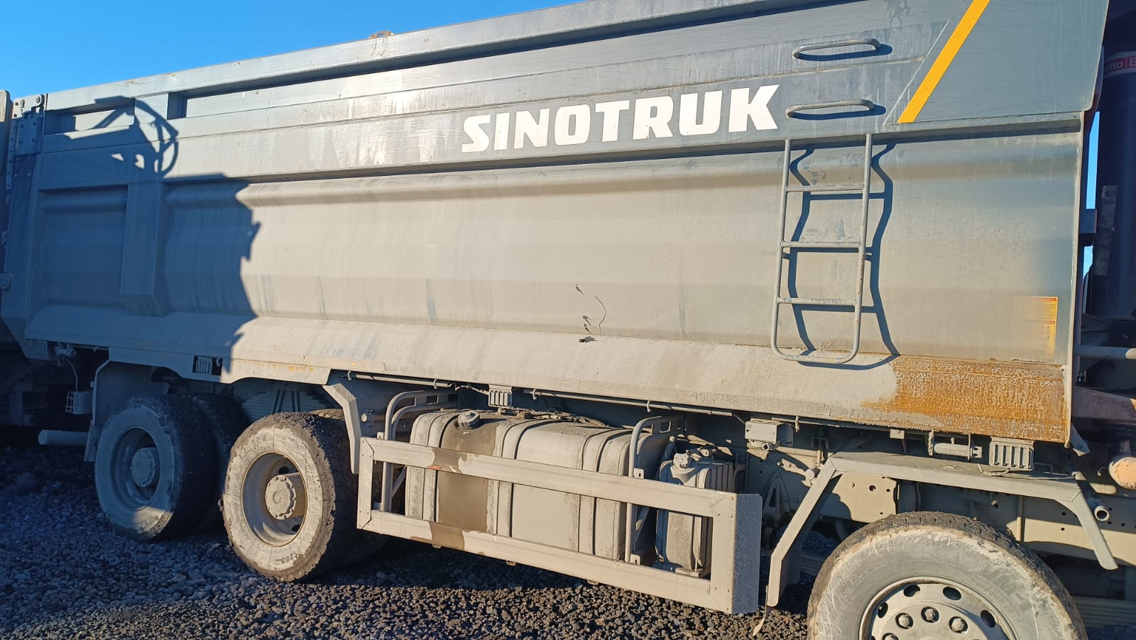 SITRAK C7H 8x4 Самосвал 2023 г. - фото 5