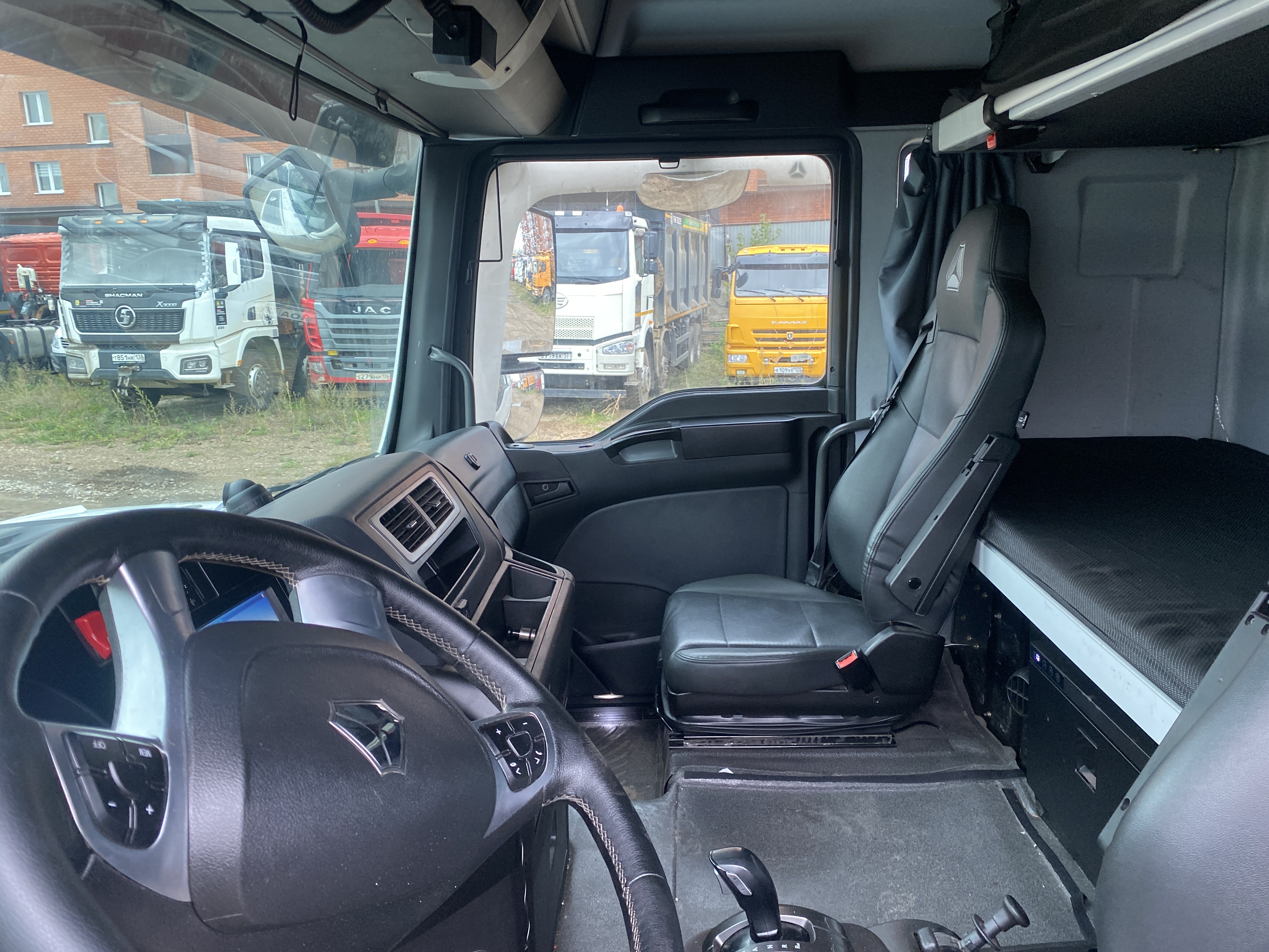 SITRAK C7H 4x2 Седельный тягач 2023 г. - фото 11